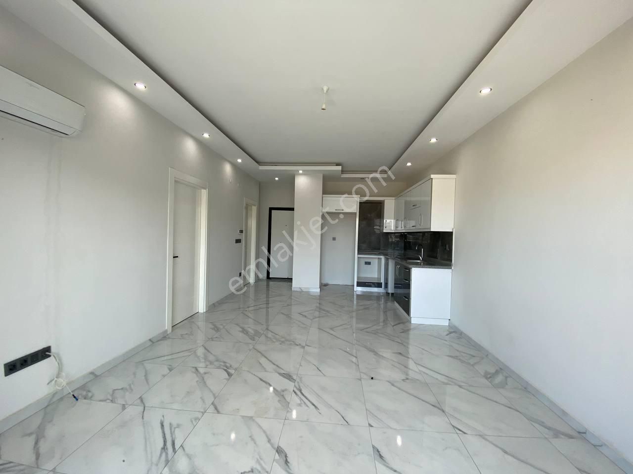 Mahmutlar'da Full Aktiviteli Site'de 1+1 60 M2 7.kat Güney Cephe - Görsel 12