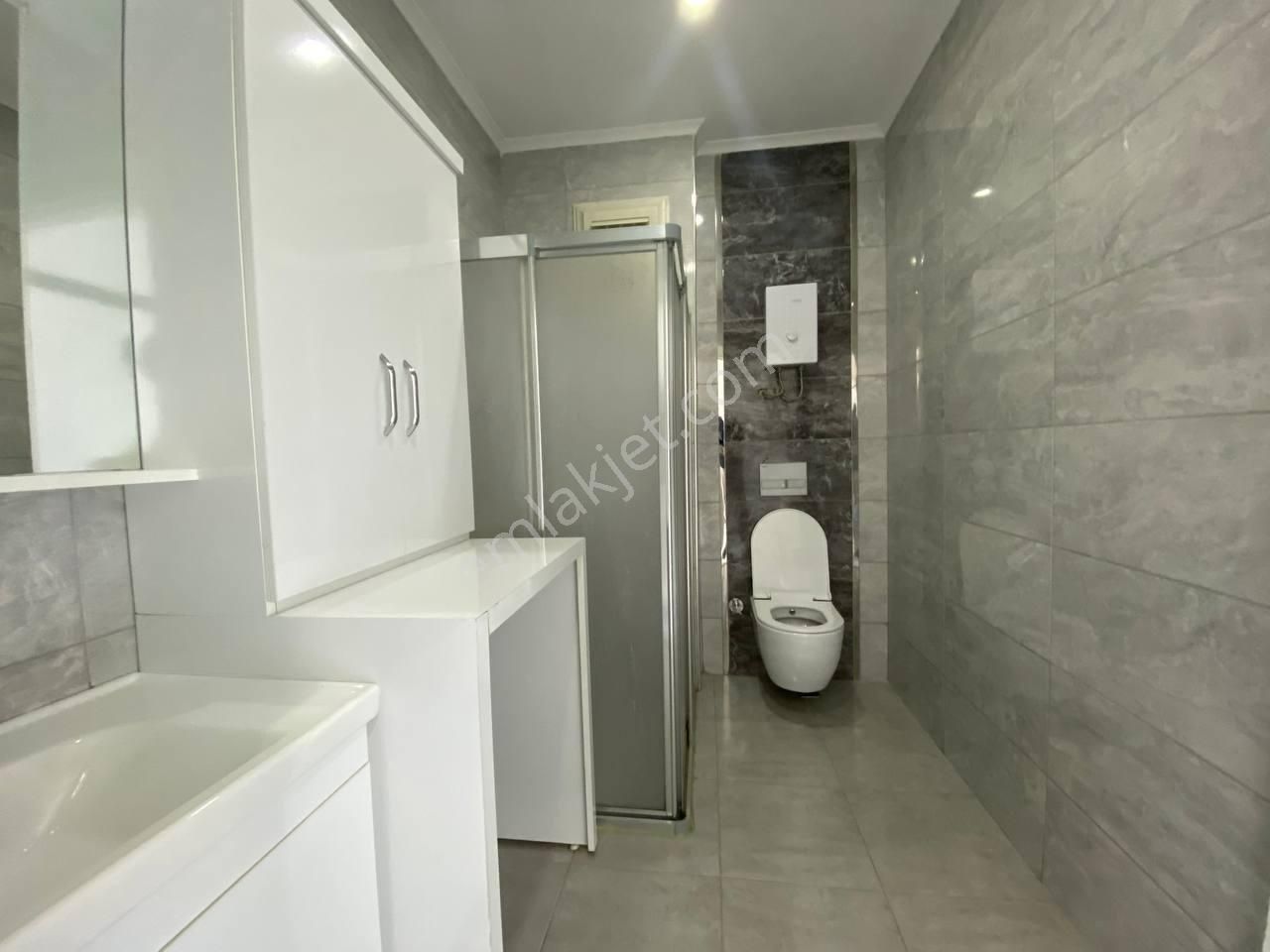 Mahmutlar'da Full Aktiviteli Site'de 1+1 60 M2 7.kat Güney Cephe - Görsel 3