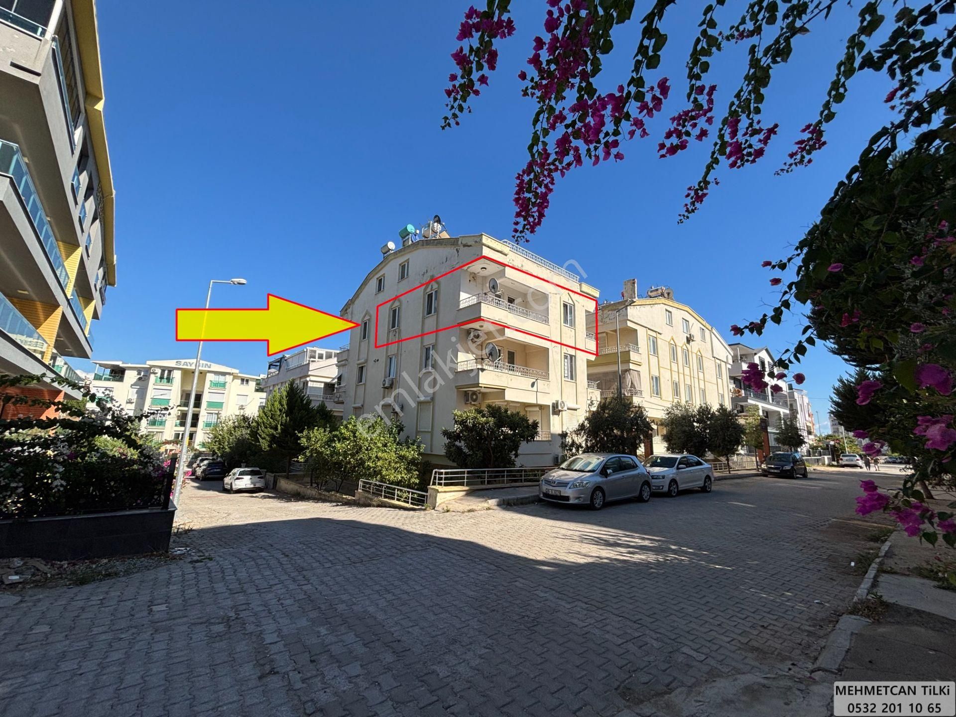 Altınkum Satılık Bütün Odaları Ön Cephe Köşebaşı 2+1 Uygun Daire