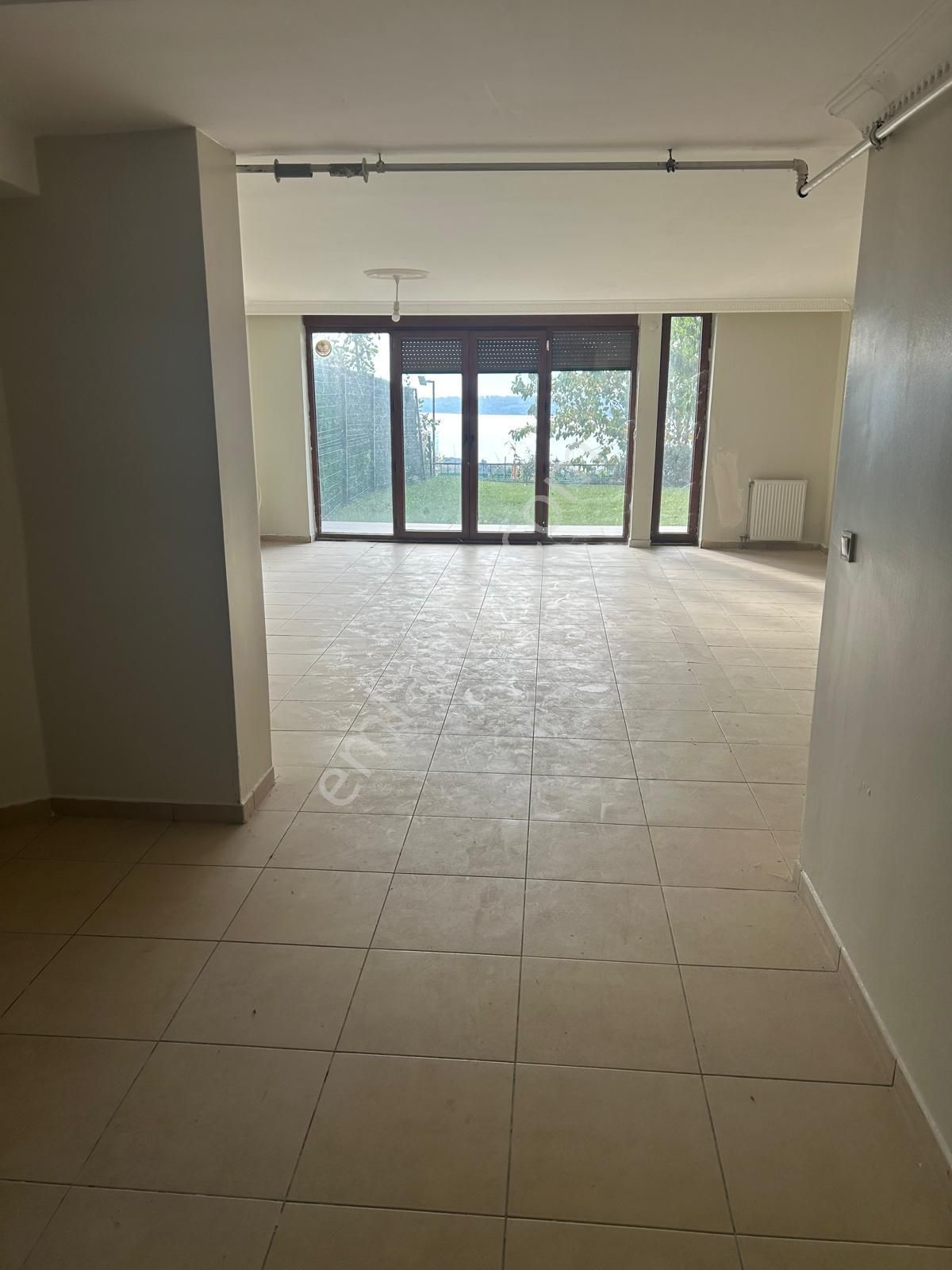 Büyükçekmecede Havuzlu Deniz Manzaralı Satılık Villa... - Görsel 7