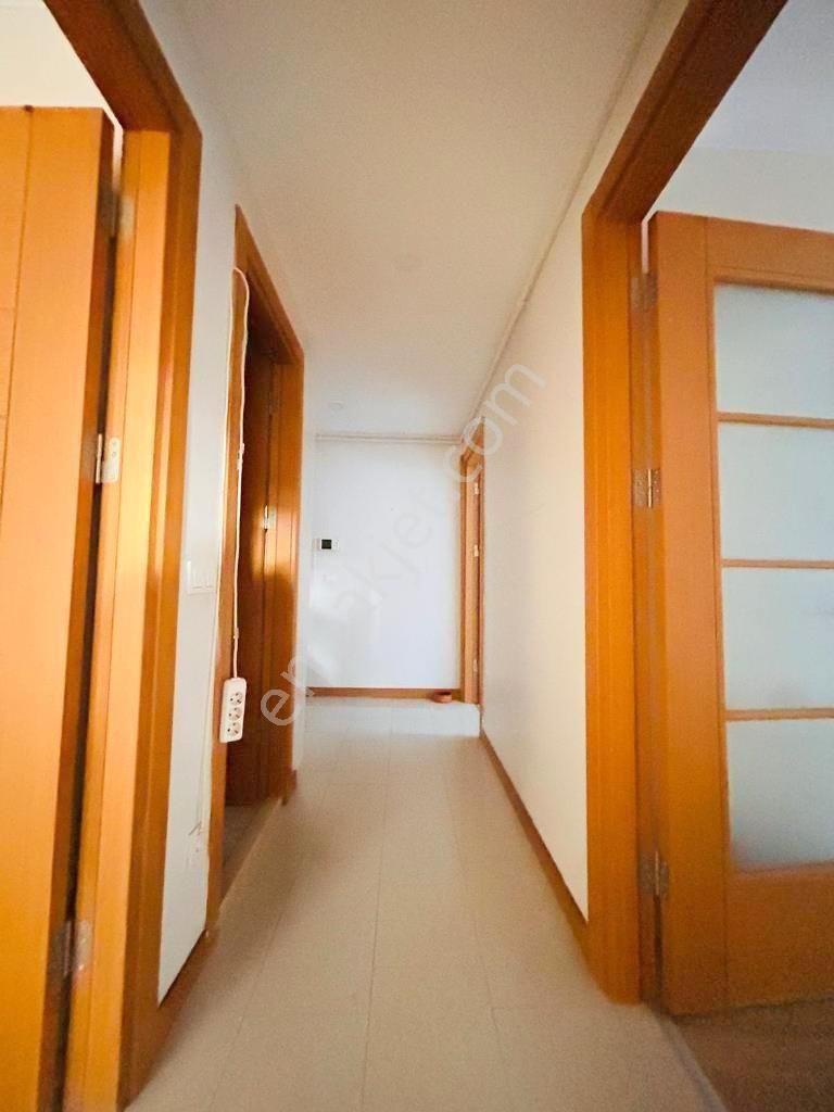 İdealtepede 45.000 Kiracılı Yatırımlık Yeni Binada Bahçeli 3+1 - Görsel 30