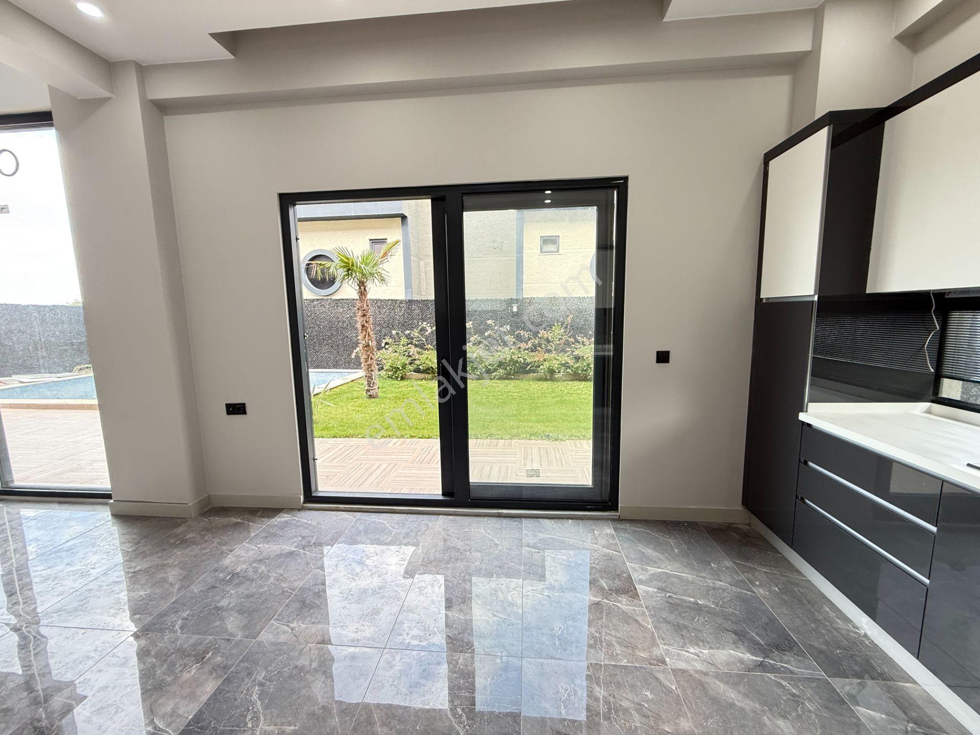 Sapancada Göl Manzaralı Havuzlu Müstakil Villa - Bahadır Eker'den - Görsel 4
