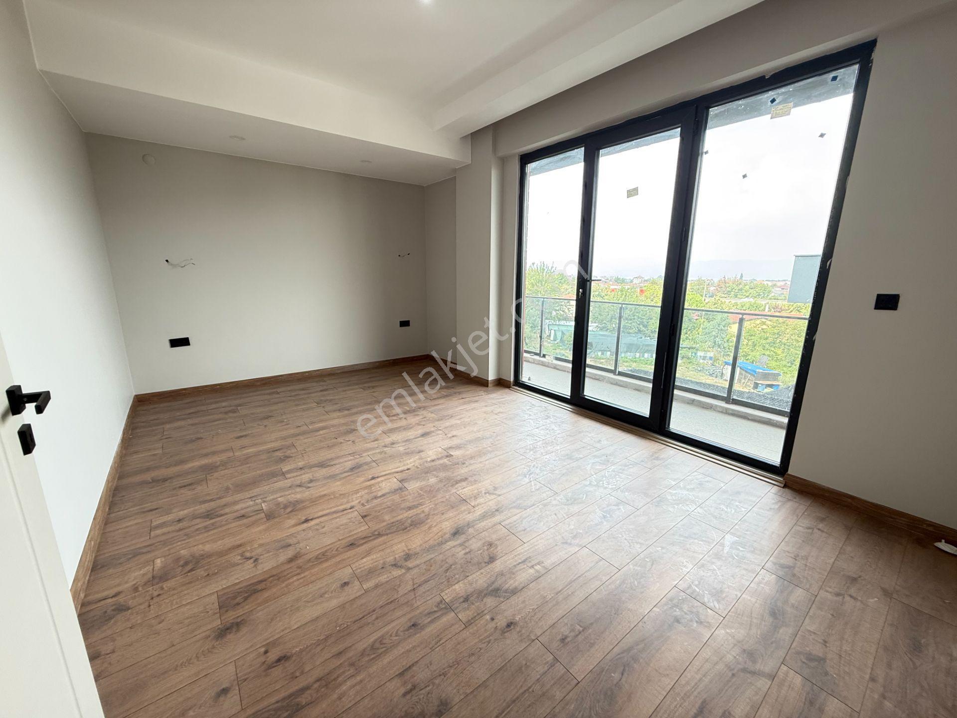 Sapancada Göl Manzaralı Havuzlu Müstakil Villa - Bahadır Eker'den - Görsel 22