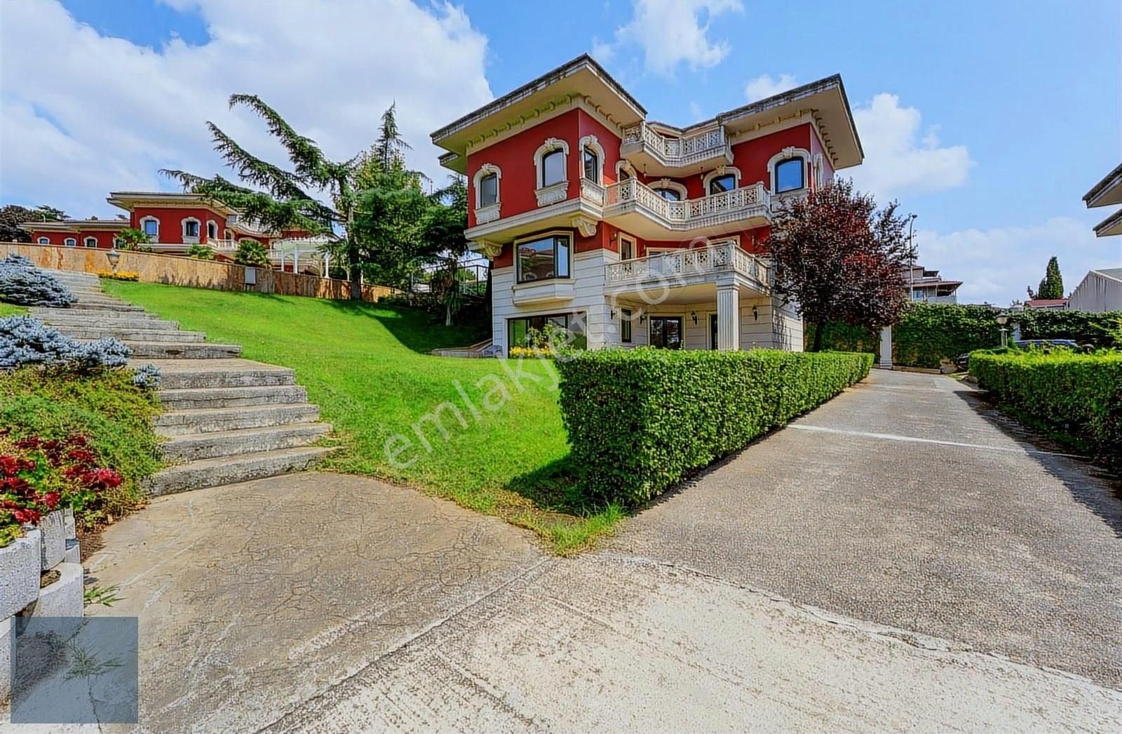 Çamlıca'nın En Özel Sitesinde Eşsiz Müstakil Kiralık Villa - Görsel 29