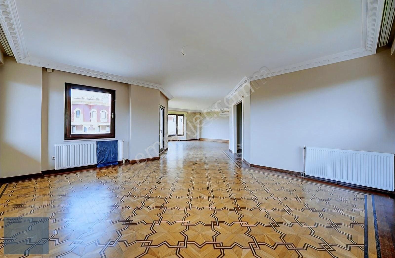 Çamlıca'nın En Özel Sitesinde Eşsiz Müstakil Kiralık Villa - Görsel 28