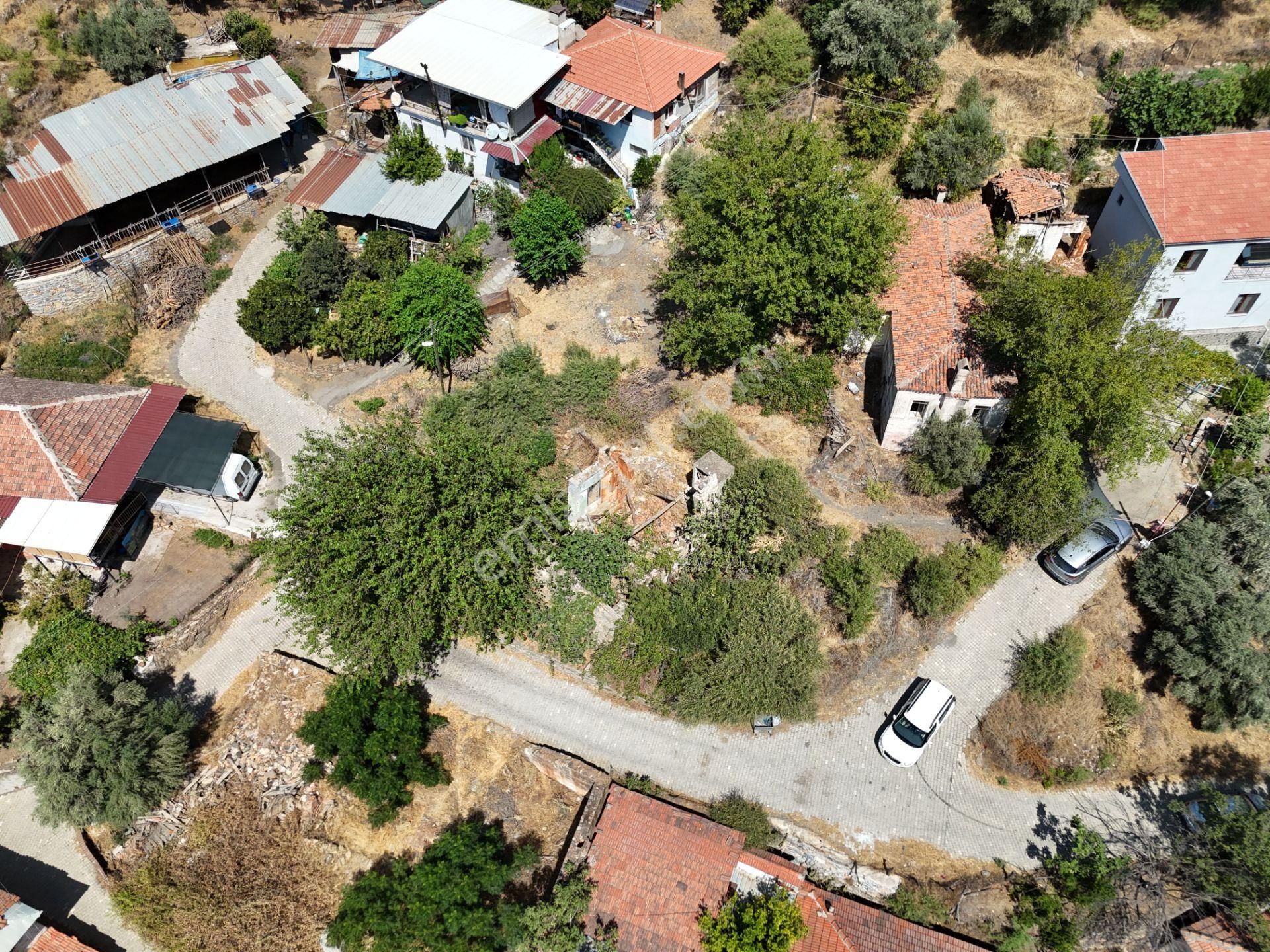 Milas Kandak Mahallesinde Doğa Manzaralı Müstakil Kargir Ev İstiyorsanız Bizi Arayın - Görsel 4