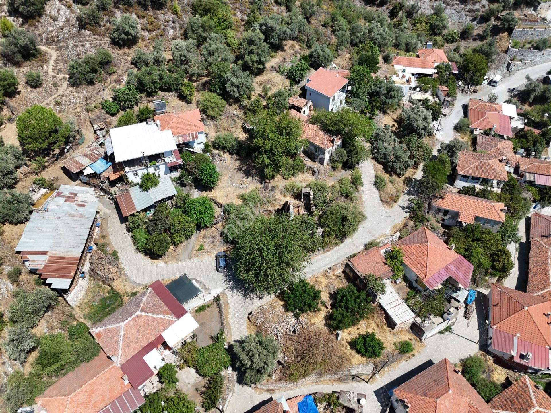 Milas Kandak Mahallesinde Doğa Manzaralı Müstakil Kargir Ev İstiyorsanız Bizi Arayın - Görsel 12
