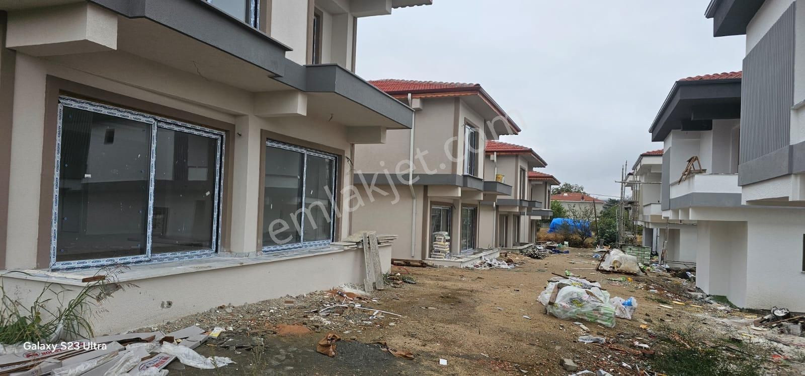 Kiralık 4 Adet Sıfır Villa Tapu Sahibi Perta Emlak Ümit Tahmaz - Görsel 11