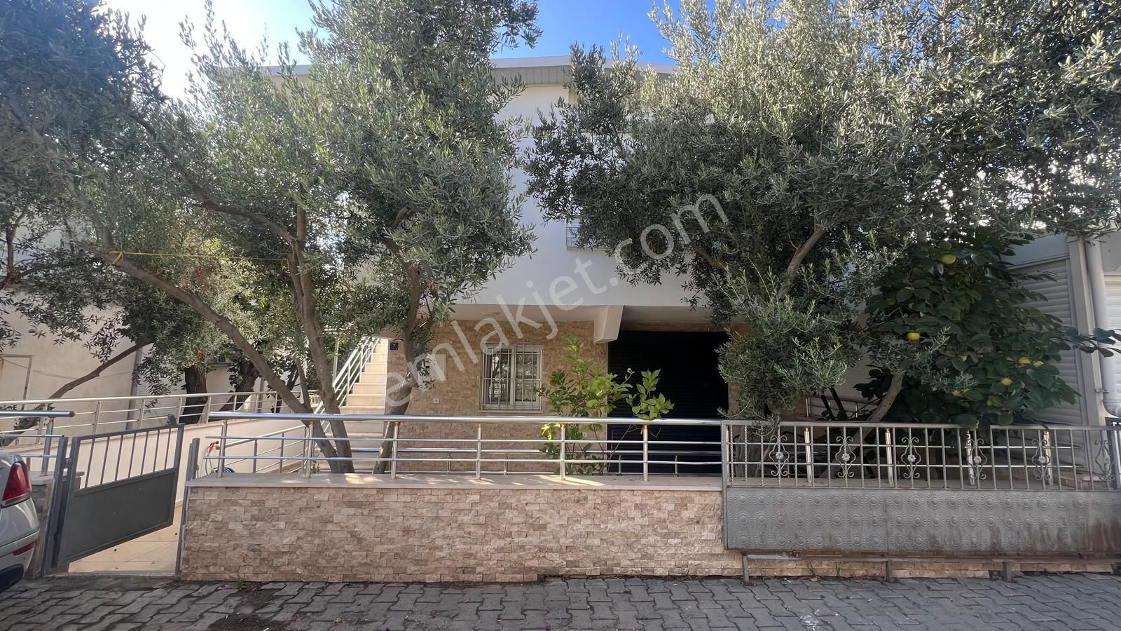 Didim De 240 M2 Arsa İçinde 4+2 Tam Müstakil Ev