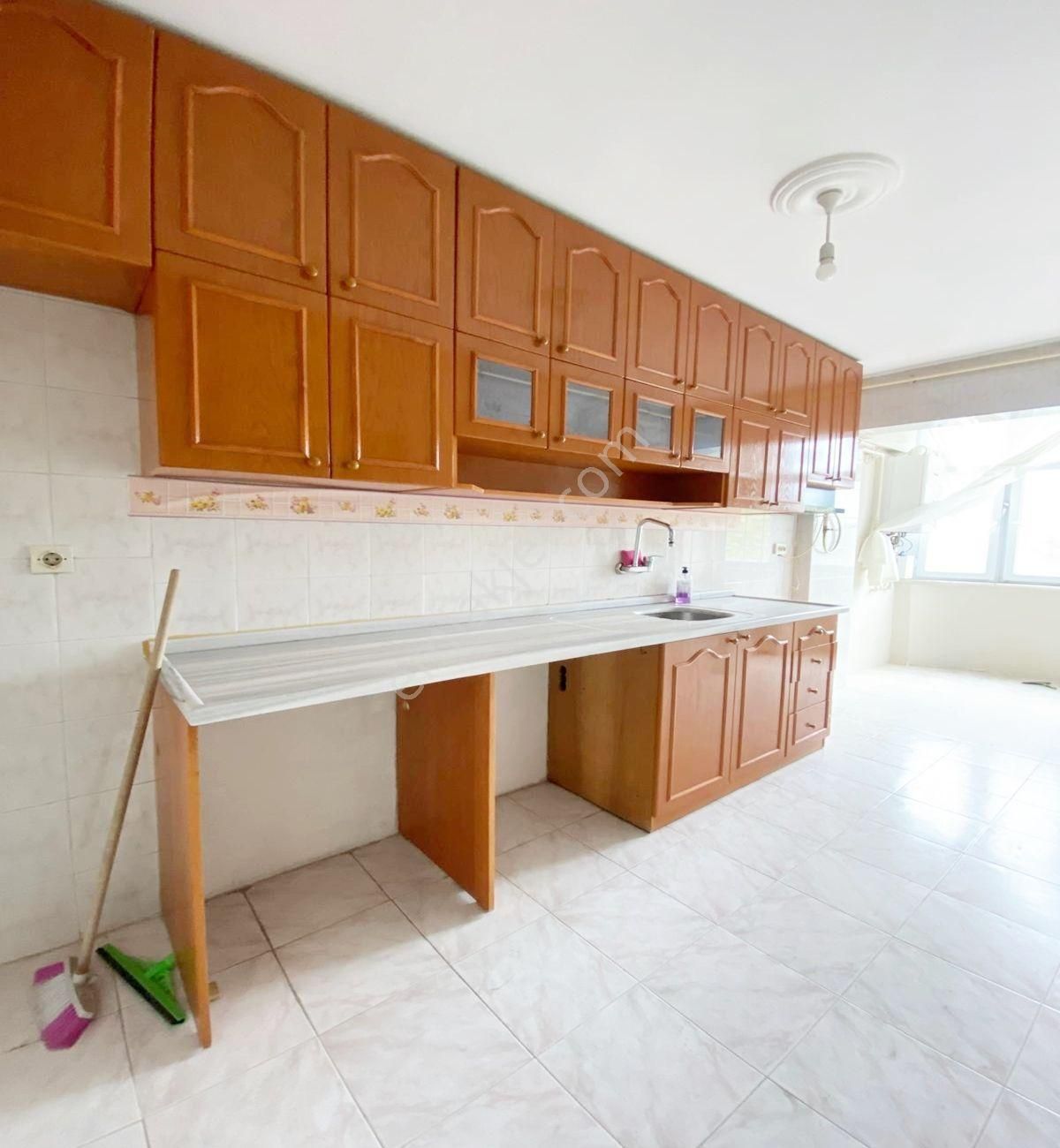 Avcılar Cihangir De 3+1 Geniş Satılık Daire - Görsel 11