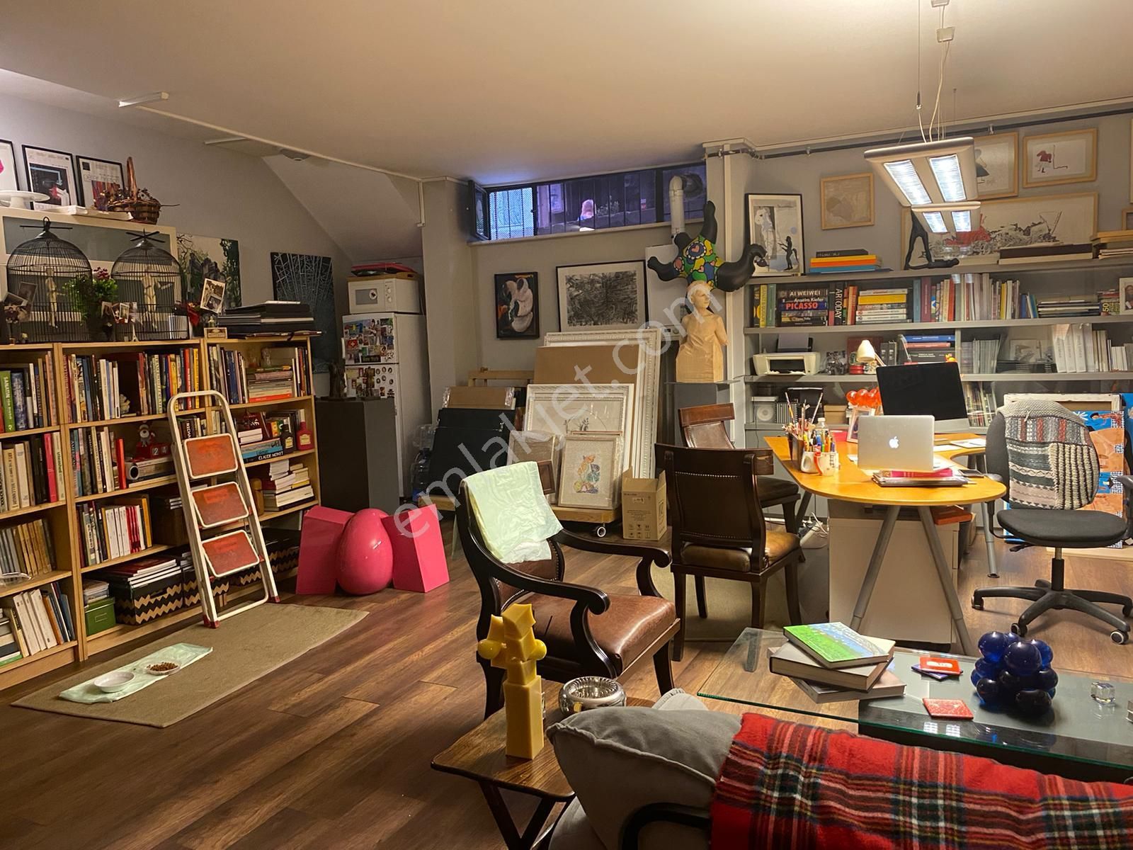 Beyoğlu Çukurcuma Da Bir Çok İş Koluna Uygun Satılık Dükkan - Görsel 8