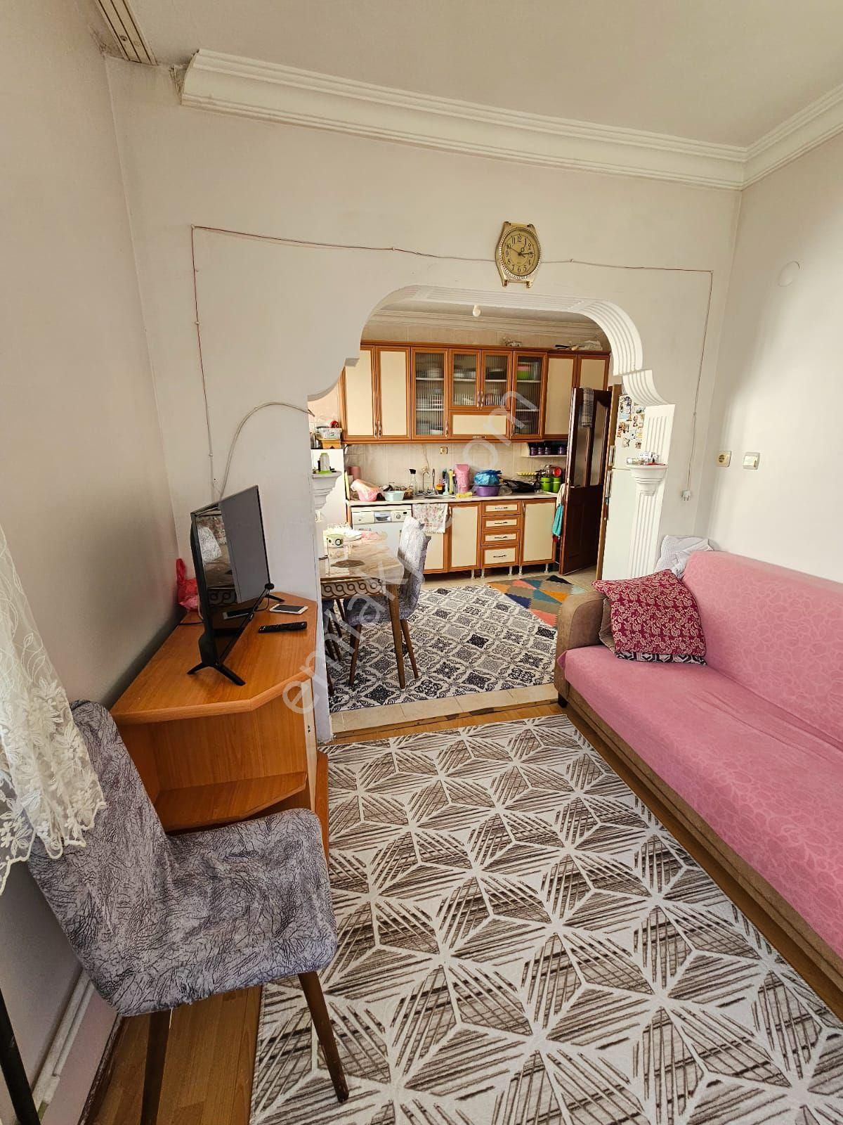 Sivas Yıldız Gayrımenkul 'den Selımıye Bölge Parkı Karşısı Satılık Komple Masrafsız Bina - Görsel 5