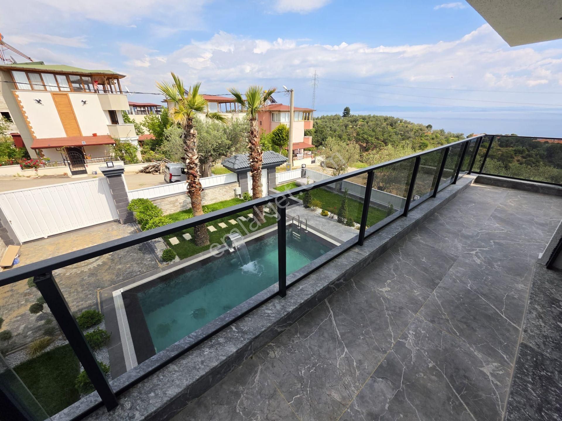 Altınolukda Zarif Yaşam Alanı Modern Tasarımlı Havuzlu 4+1 Villa - Görsel 10