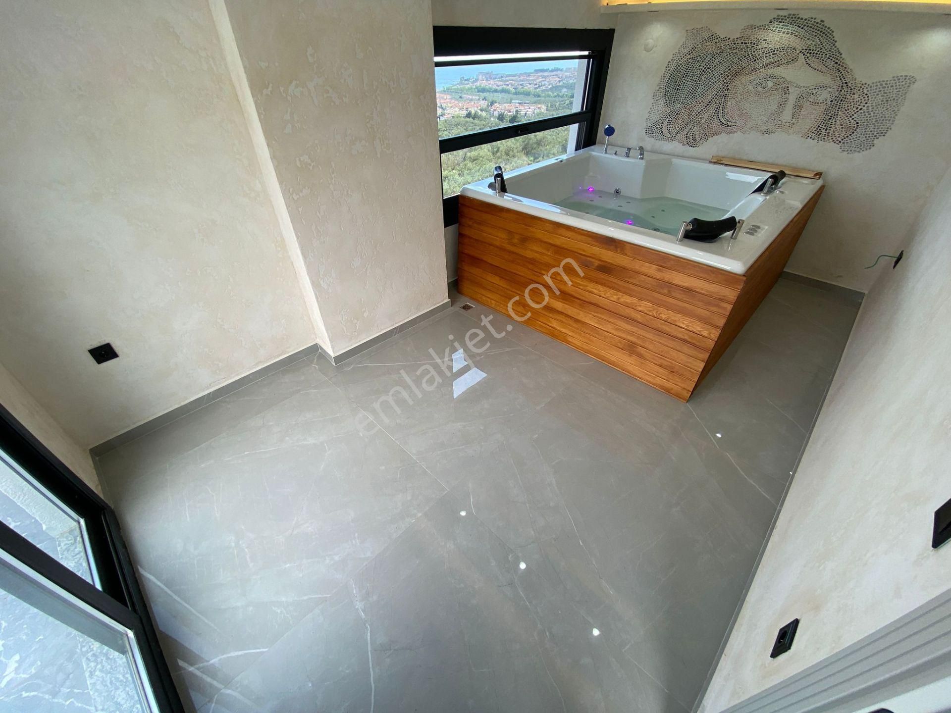 Altınolukda Zarif Yaşam Alanı Modern Tasarımlı Havuzlu 4+1 Villa - Görsel 16