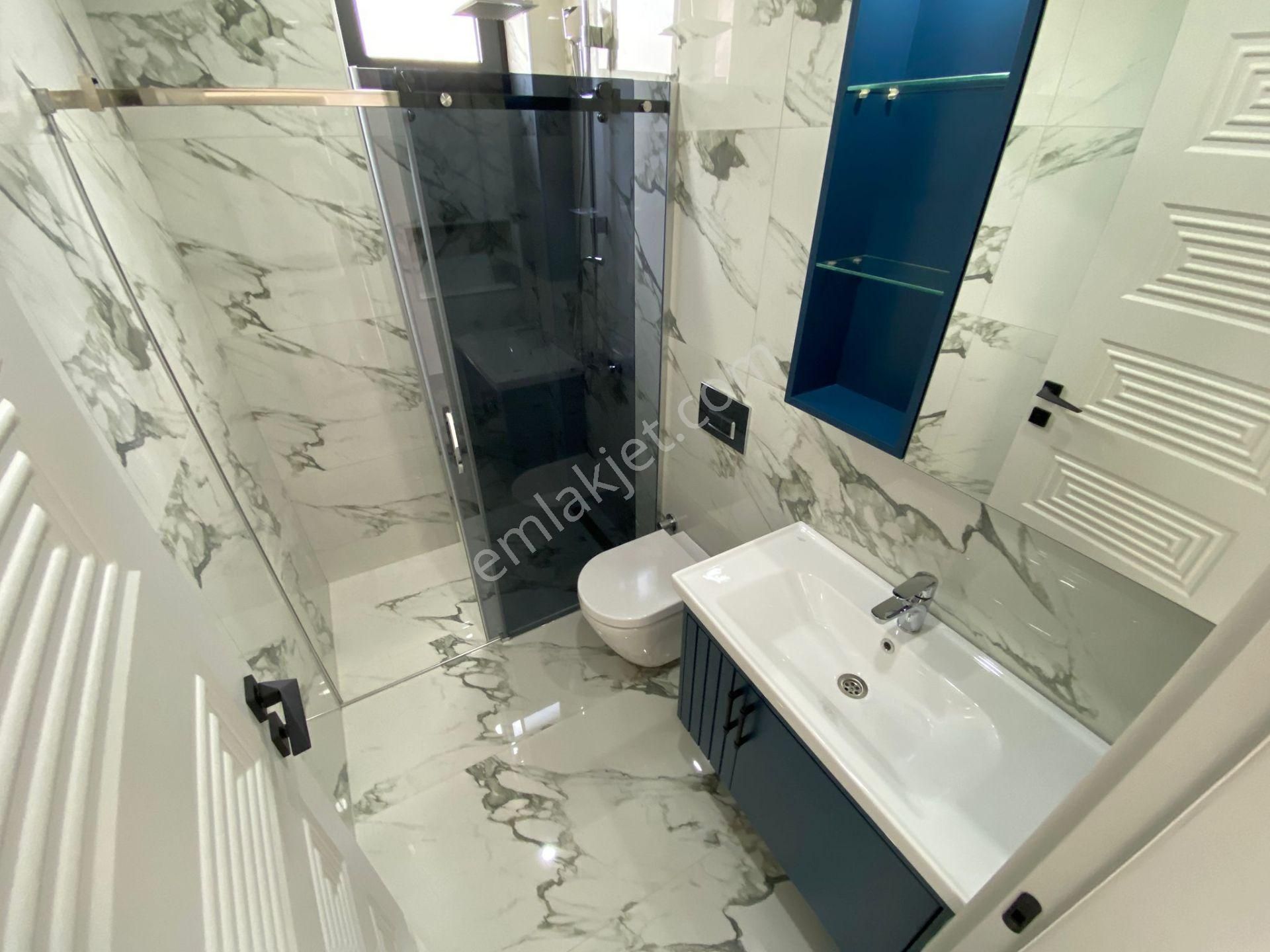 Altınolukda Zarif Yaşam Alanı Modern Tasarımlı Havuzlu 4+1 Villa - Görsel 20