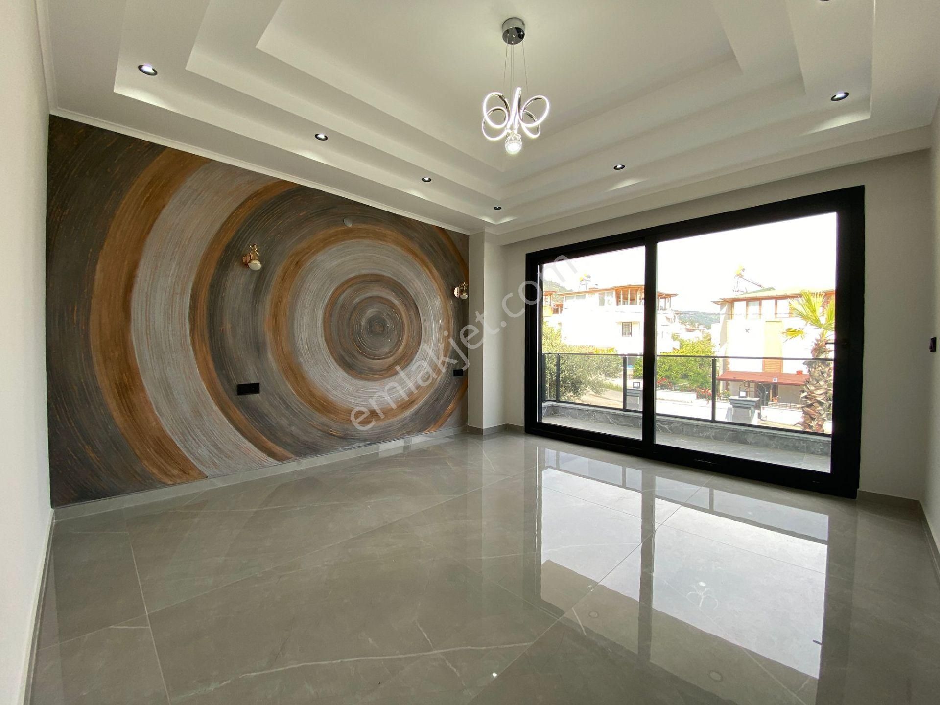 Altınolukda Zarif Yaşam Alanı Modern Tasarımlı Havuzlu 4+1 Villa - Görsel 23