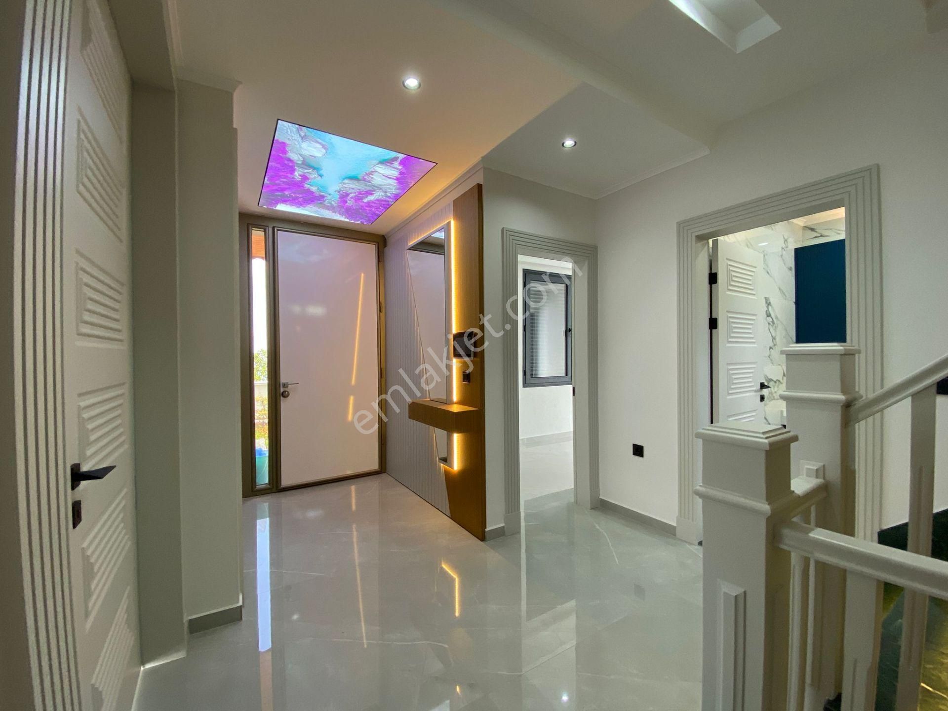 Altınolukda Zarif Yaşam Alanı Modern Tasarımlı Havuzlu 4+1 Villa - Görsel 22