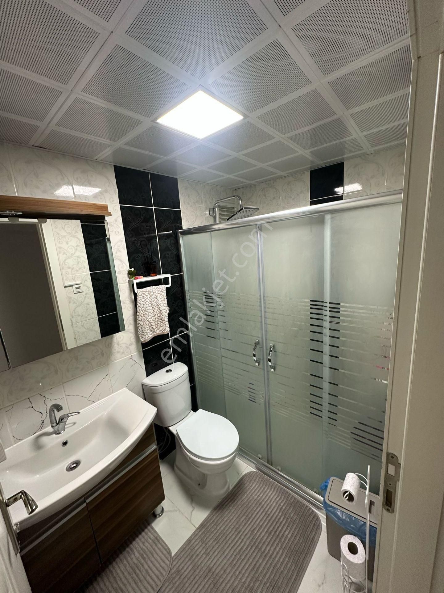 Karapürçek'te Asansörlü Ebeveyn Banyolu 3+1 Ara Katta Satılık Daire !! - Görsel 15