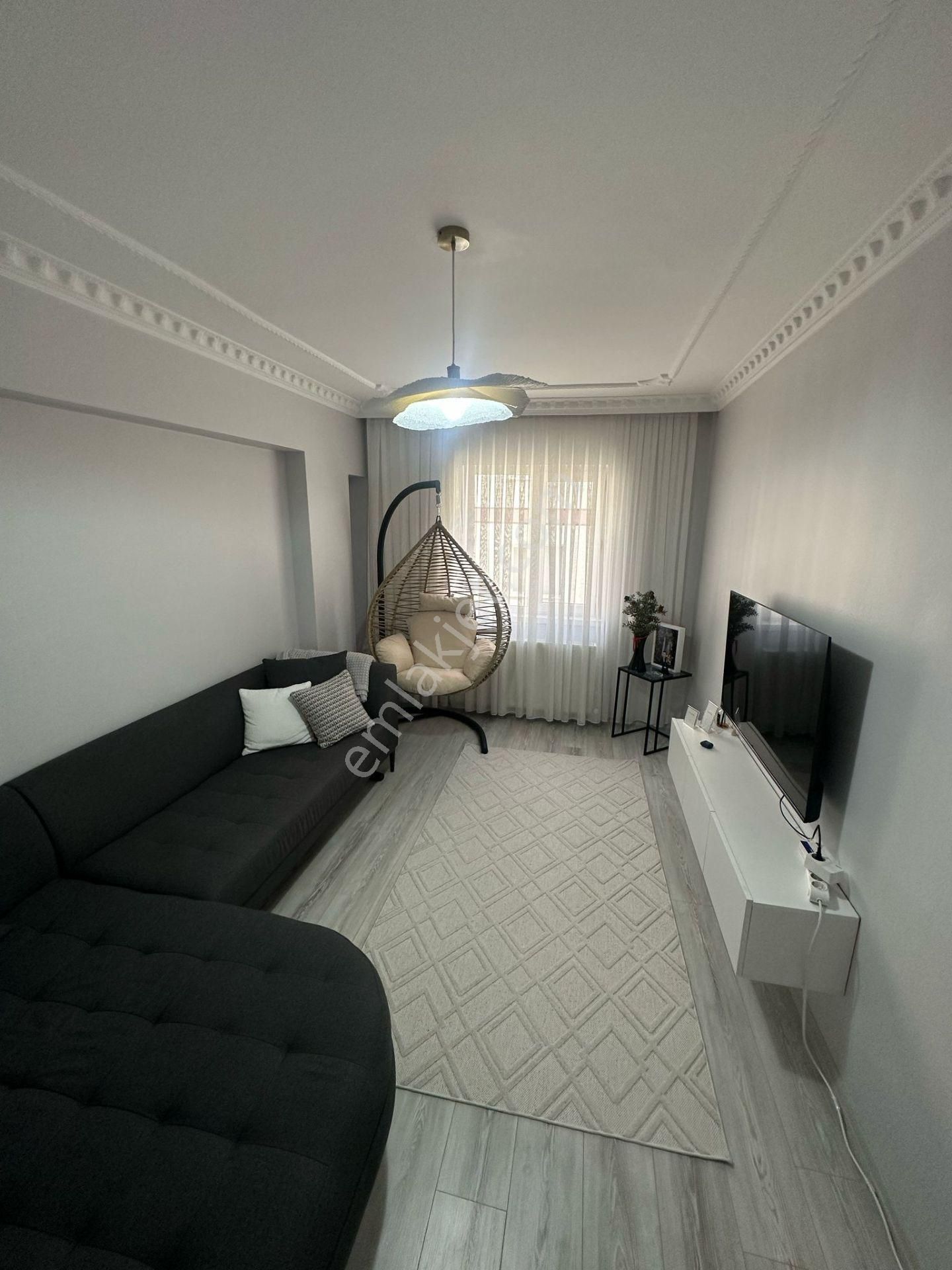 Karapürçek'te Asansörlü Ebeveyn Banyolu 3+1 Ara Katta Satılık Daire !! - Görsel 10