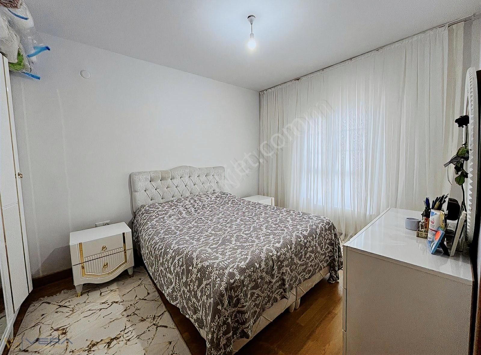 Beykent'te Site İçerisinde Geniş Oturumlu 3+1 Satılık Daire - Görsel 10