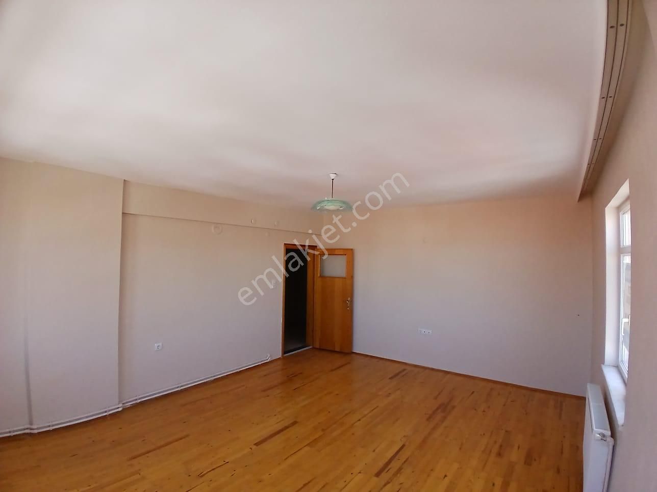 Akçay Emlak'tan Akşehir Perşembe Pazarı Altında Ara Kat Kiralık 3+1 Daire - Görsel 34