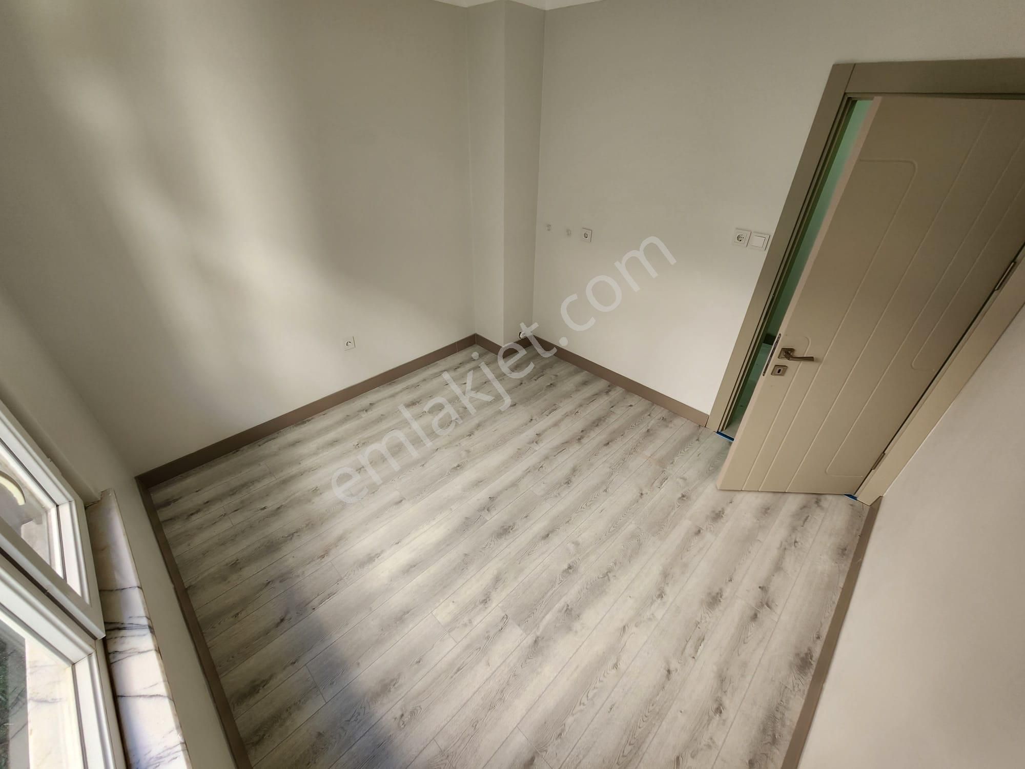 Kumsaldan İçi Full Yapılı Masrafsız 2+1 Ön Cephe Ara Kat Daire!! - Görsel 15