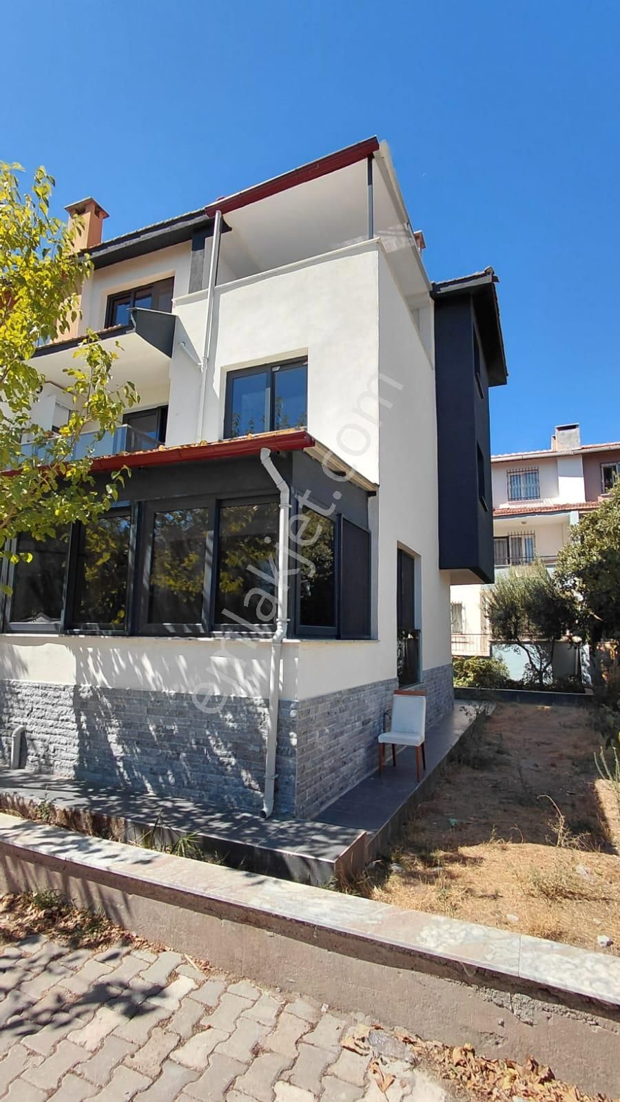 🏡 Güzelyurt Mahallesi 🏡 ✅5+1 230 M2 3 Katlı Villa ❇️açık Mutfak - Görsel 10