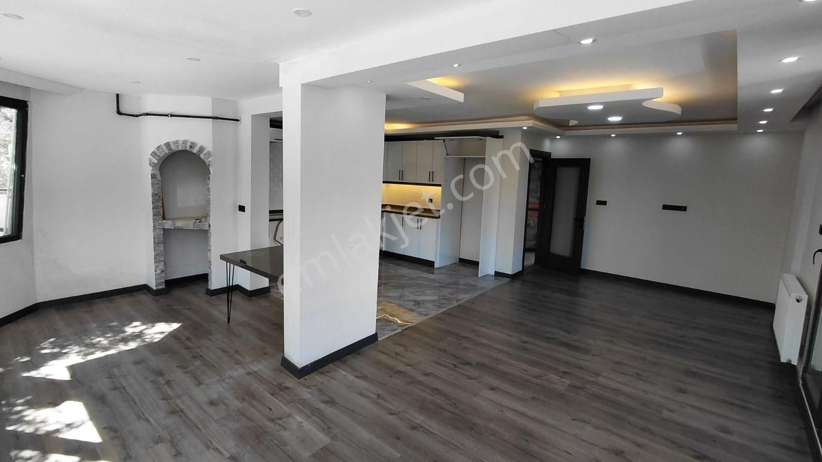 🏡 Güzelyurt Mahallesi 🏡 ✅5+1 230 M2 3 Katlı Villa ❇️açık Mutfak - Görsel 2