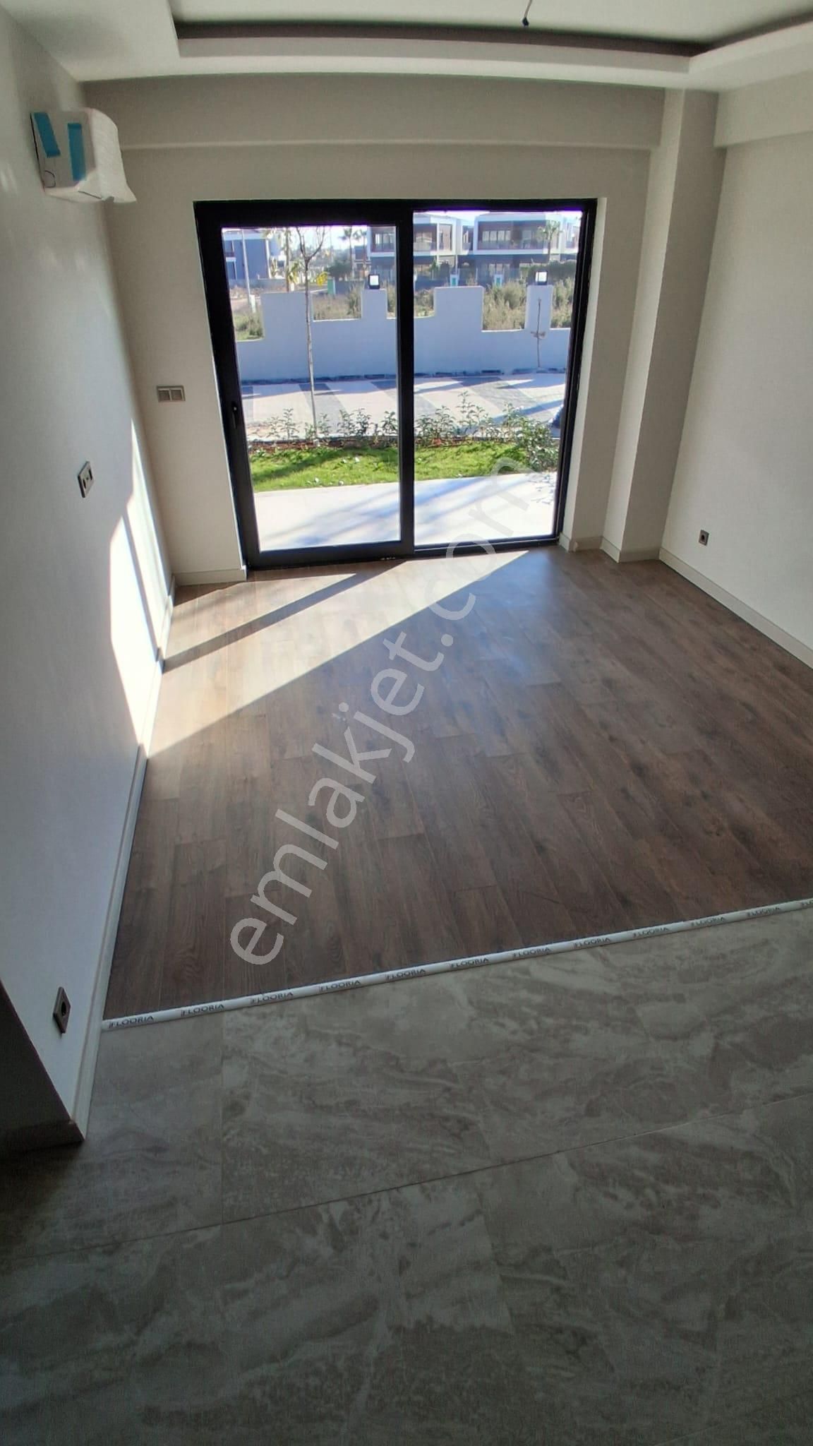 Döşemealtı Çıplaklı Mh'de Tatil Köyü Konseptinde Ultra Lüks 1+1 - Görsel 11