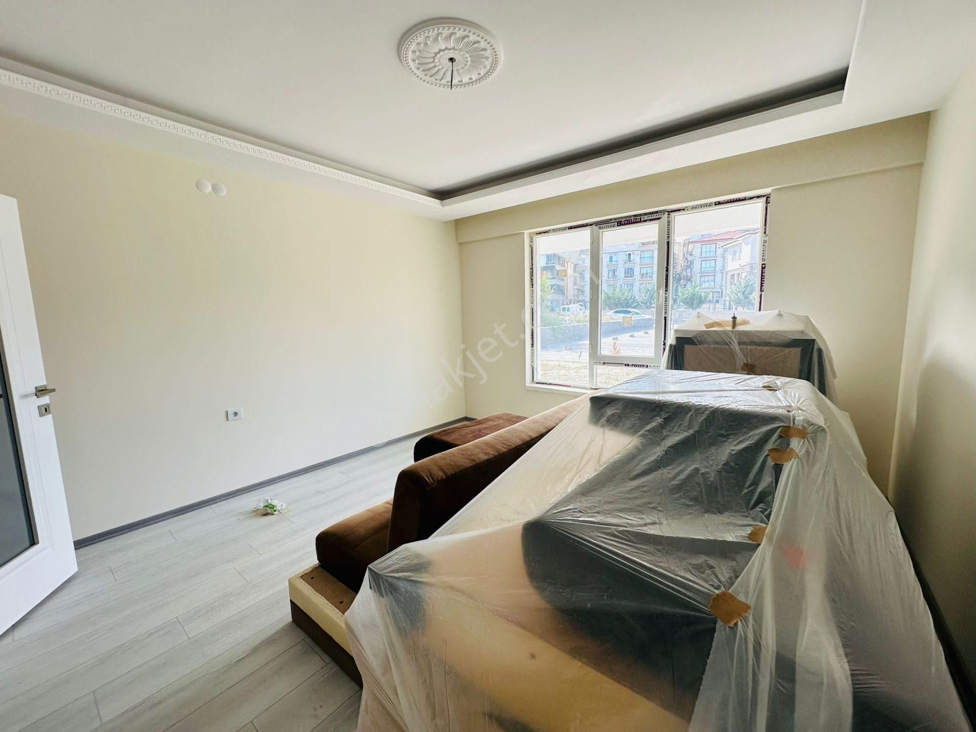 Başak'ta Özalp Caddesi Yakınında Asansörlü 3+1 Satılık Sıfır Daire !! - Görsel 4