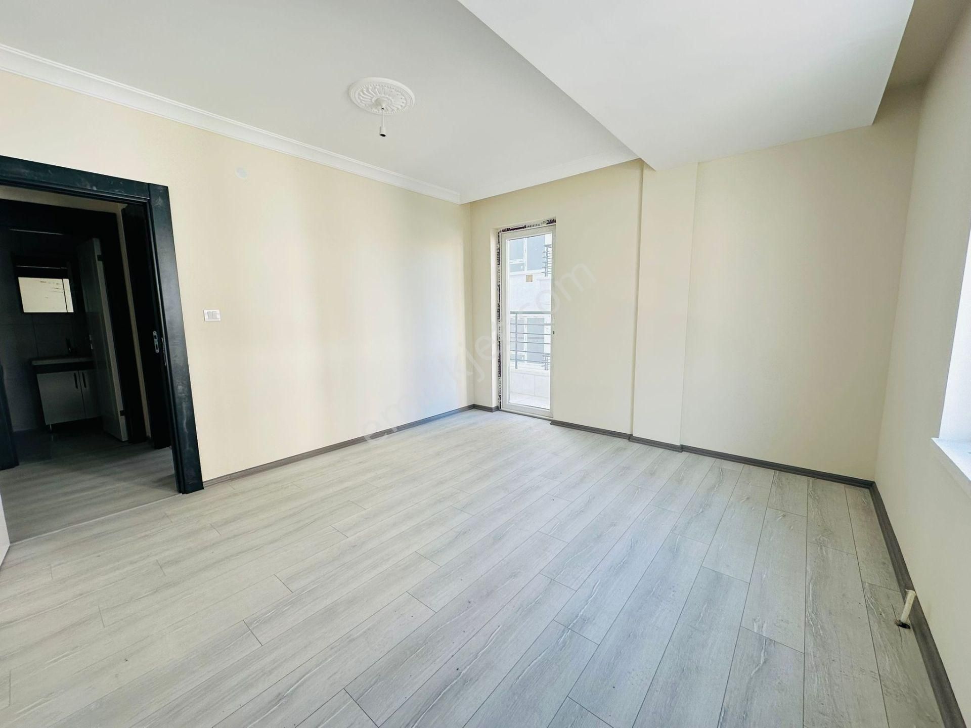 Başak'ta Özalp Caddesi Yakınında Asansörlü 3+1 1. Katta Satılık Sıfır Daire !! - Görsel 13