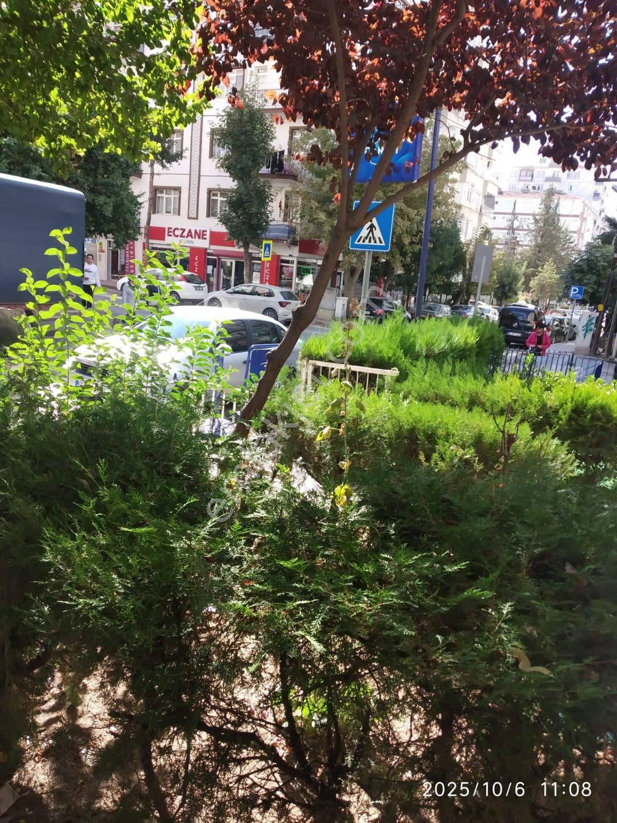 Demetevler Metro Sokağında Krediye Ve Yatırıma Uygun Satılık Dükkan - Görsel 10