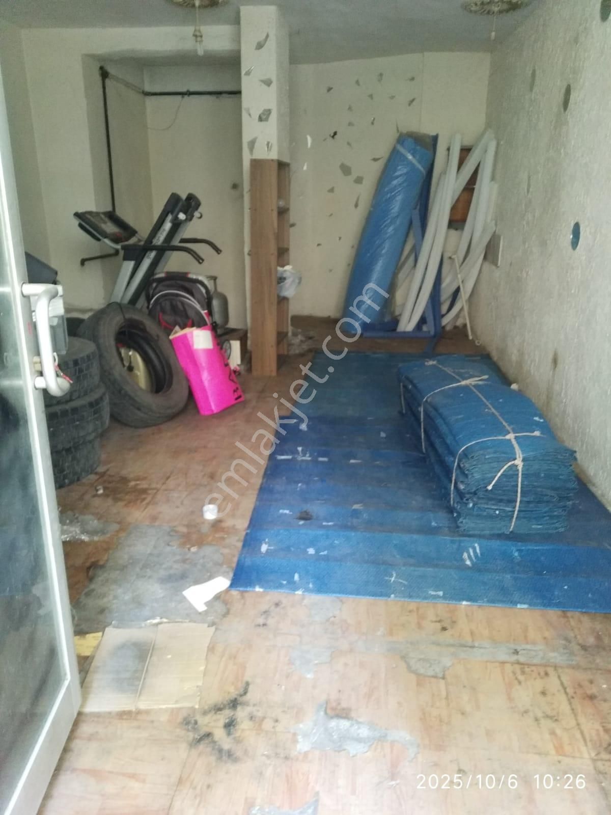 Demetevler Metro Sokağında Krediye Ve Yatırıma Uygun Satılık Dükkan - Görsel 13