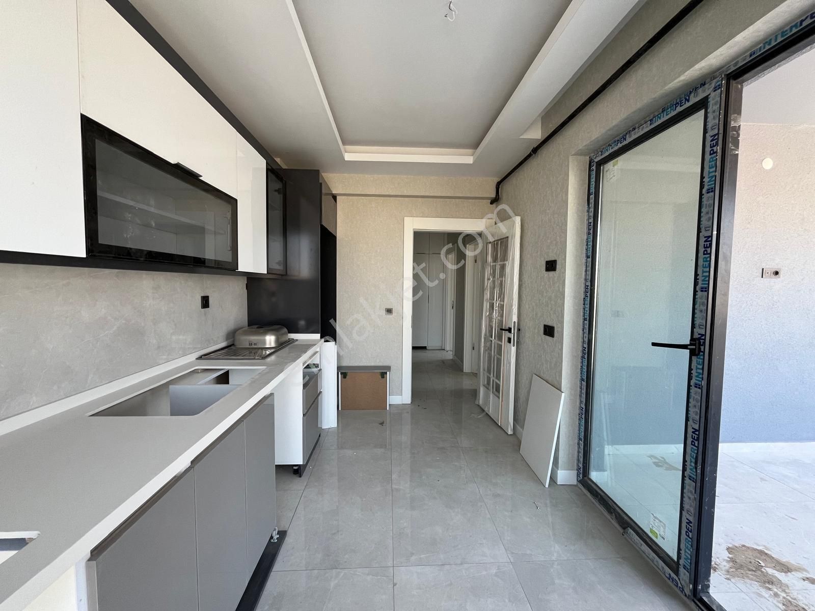 Beyoğlu'ndan Hastane Yanı Sıfır 10.kat Yerden Sıtmalı 2+1 - Görsel 4