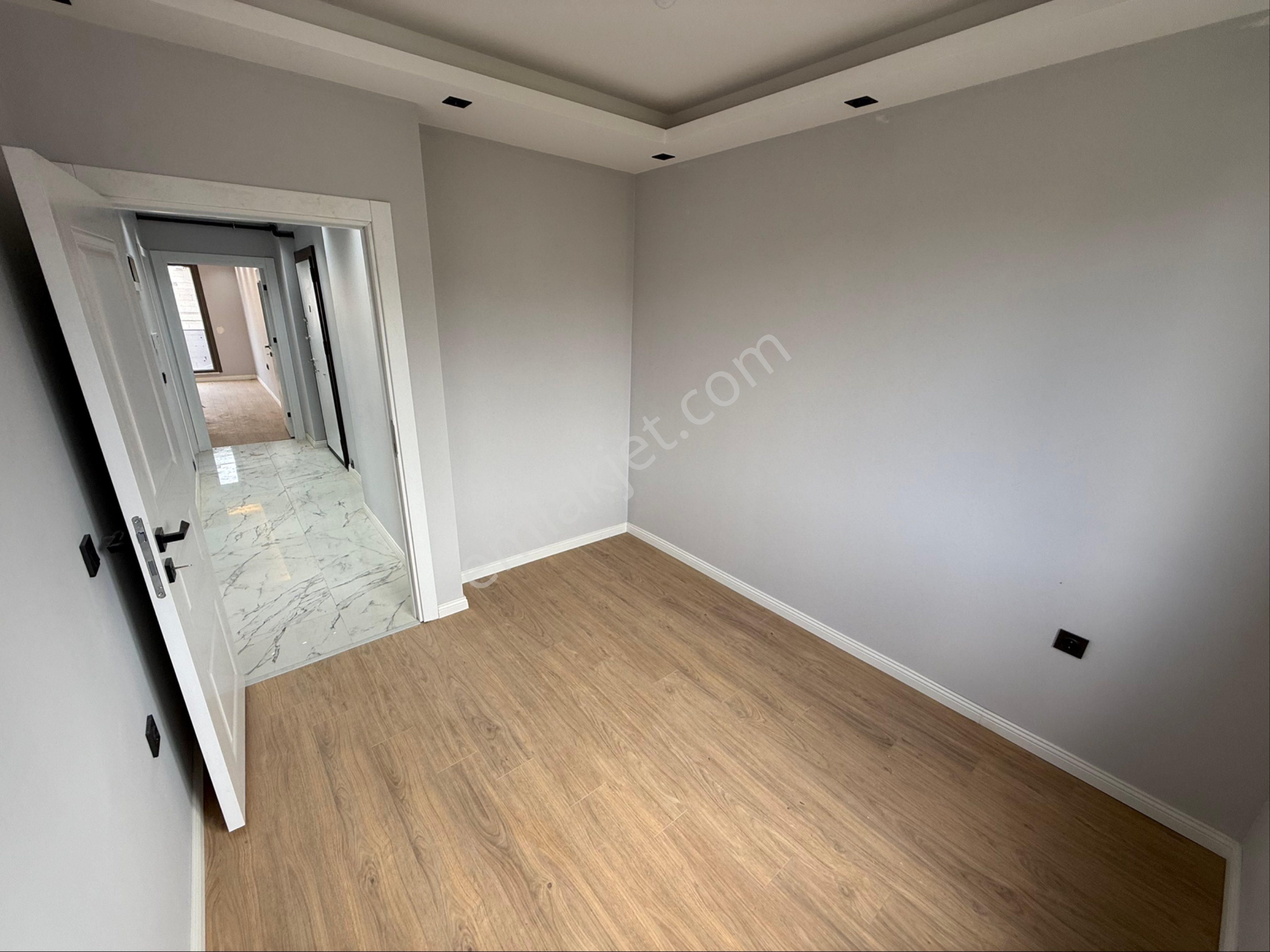 Ümraniye'de Metro - Avm'ye Yürüme Mesafesinde 85m2 2+1 Arakatlar - Görsel 17