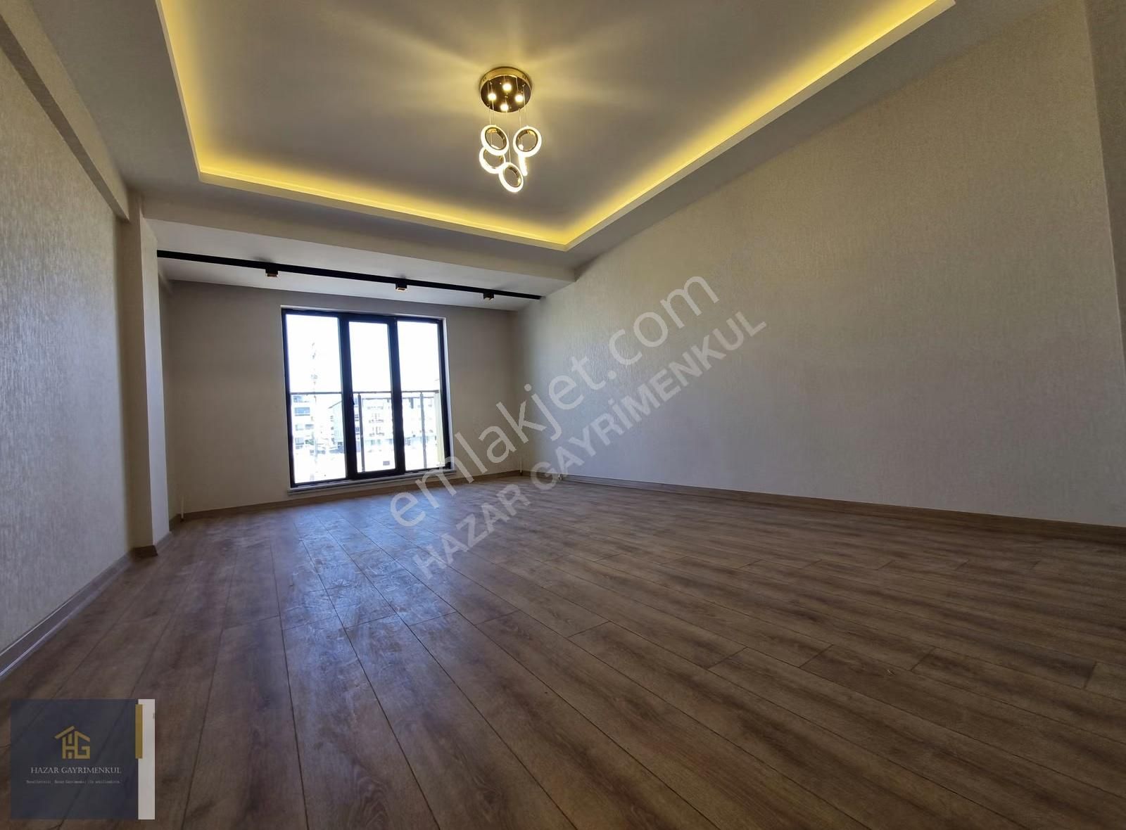 Hazardan Fevzi Çakmakta Okula Yakın Lüx Yapılı 4+1 Daire - Görsel 18