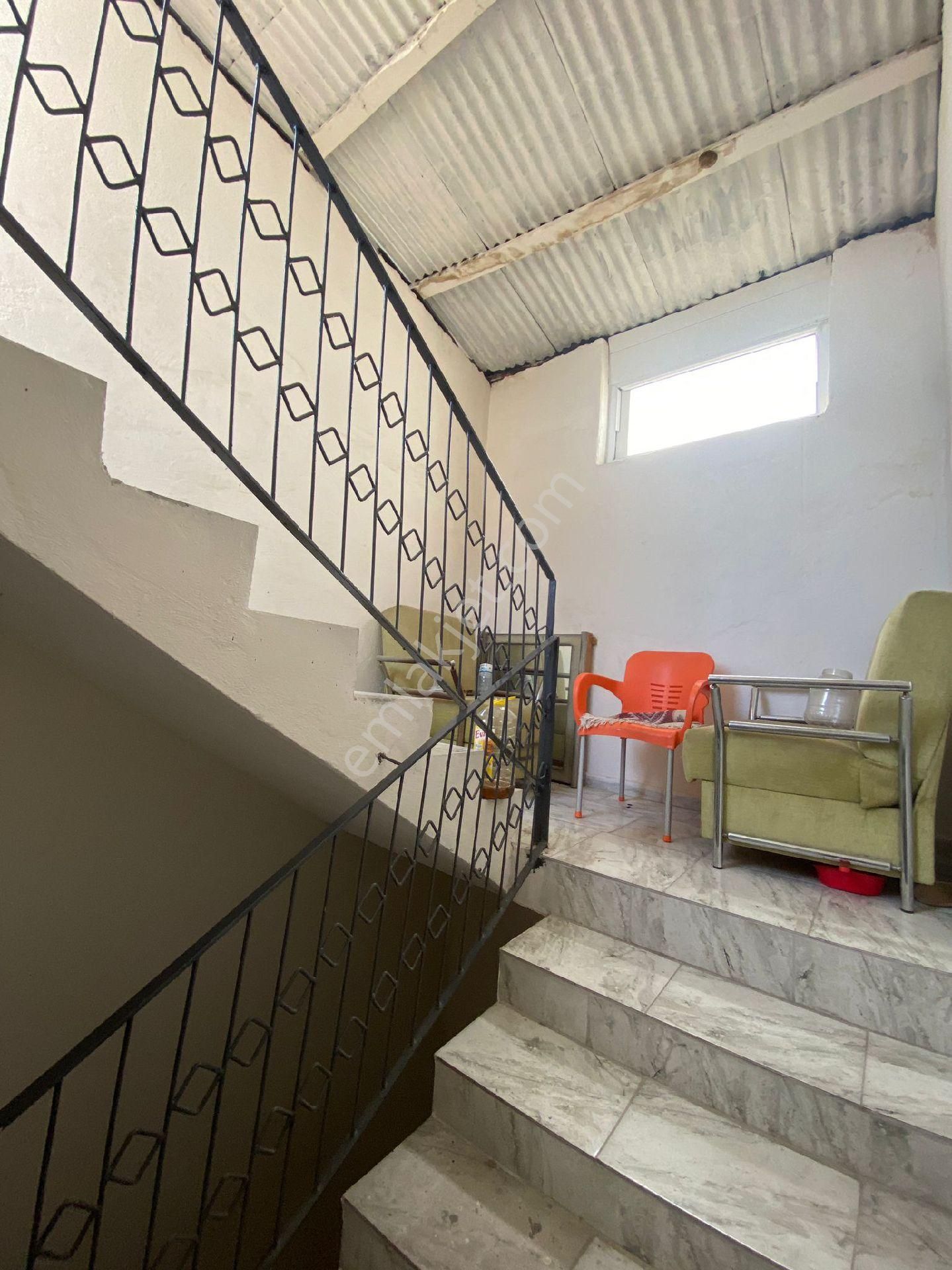 Mersin Tozkoparan Mah. 2 Katli Mustakil Arsasi 192 M2 Krediye Uygun - Görsel 2