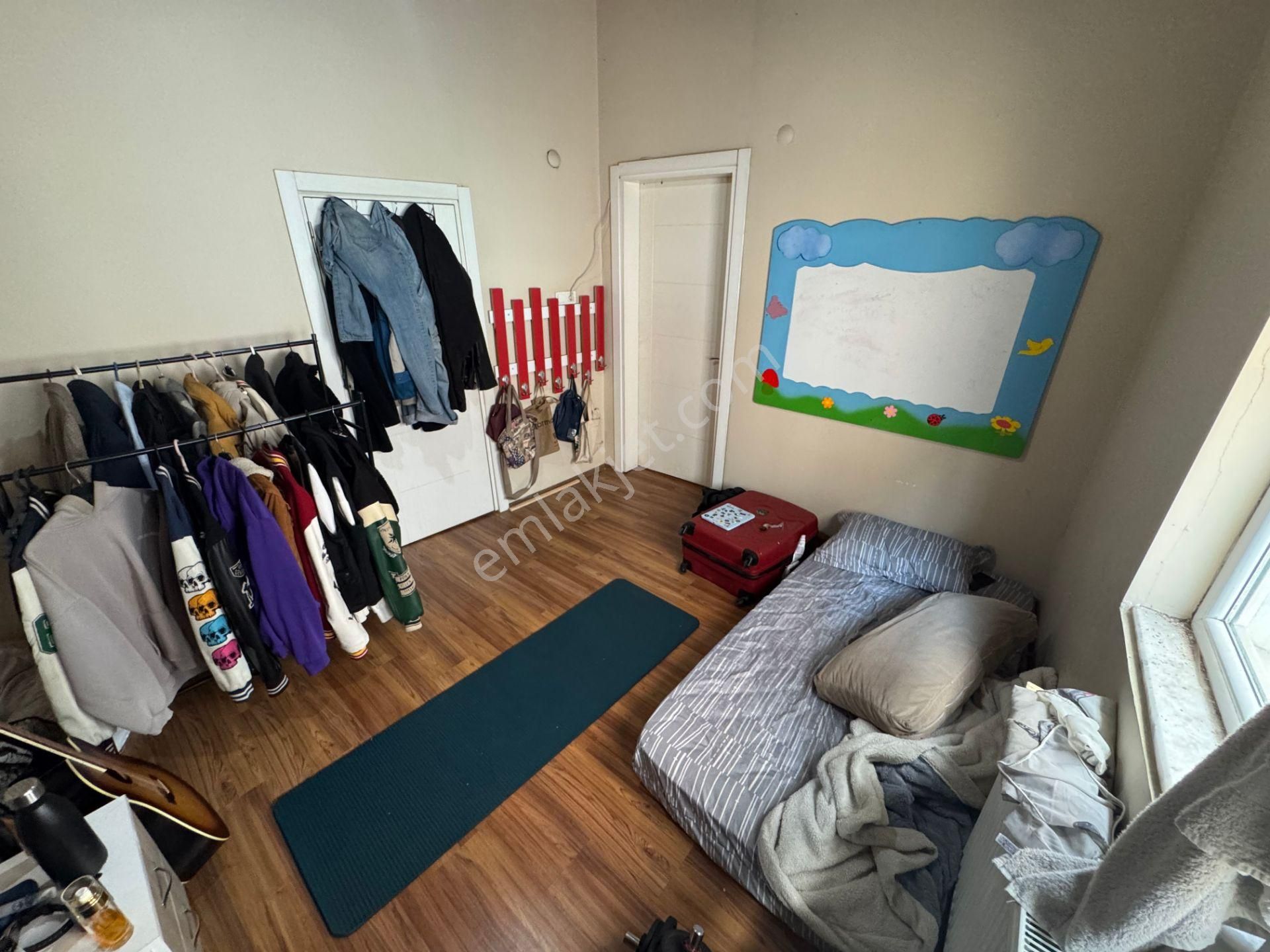 Next House'dan, Beyoğlu'da, 165m2 Komple Satılık Bina - Görsel 17