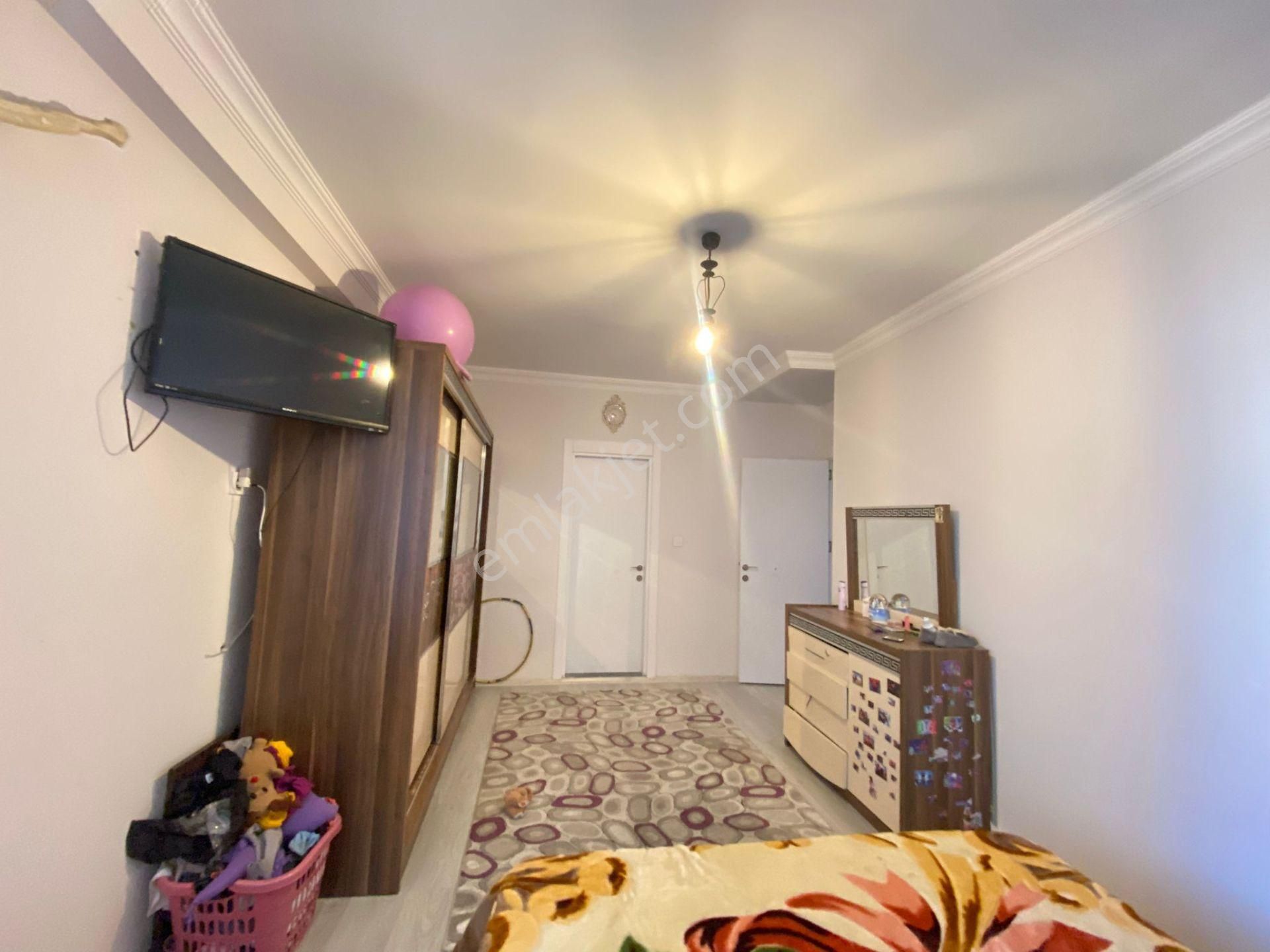 Buca Yenigün Mahallesi Anayolda 6 Yıllık 115 M2 3+1 Asansörlü - Görsel 8