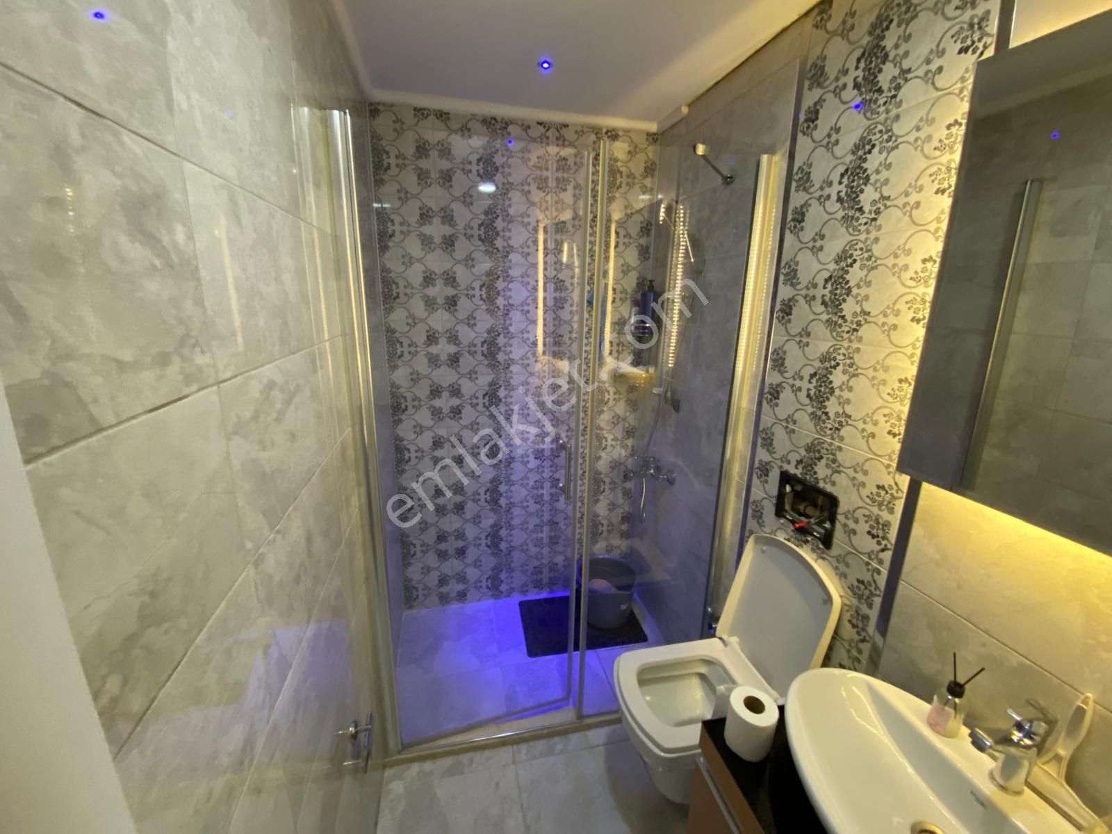 Buca Yenigün Mahallesi Anayolda 6 Yıllık 115 M2 3+1 Asansörlü - Görsel 12