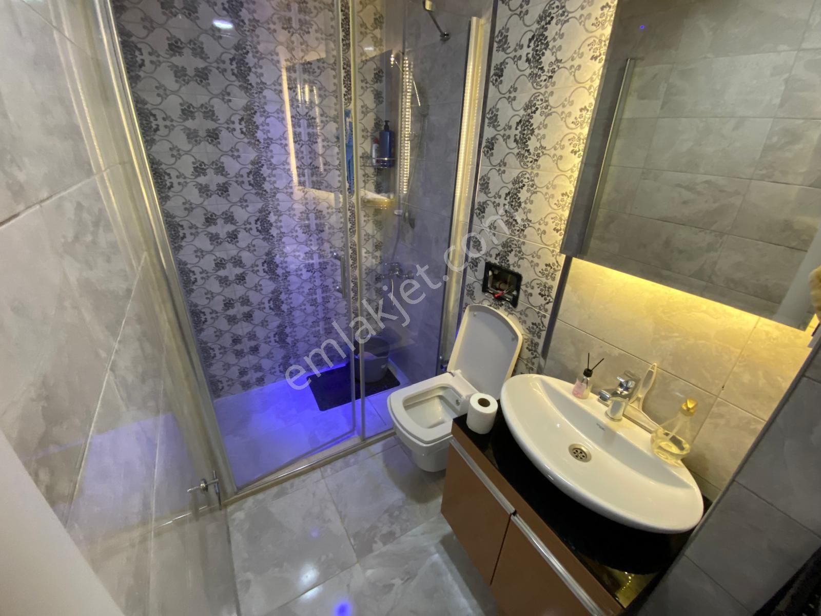 Buca Yenigün Mahallesi Anayolda 6 Yıllık 115 M2 3+1 Asansörlü - Görsel 9