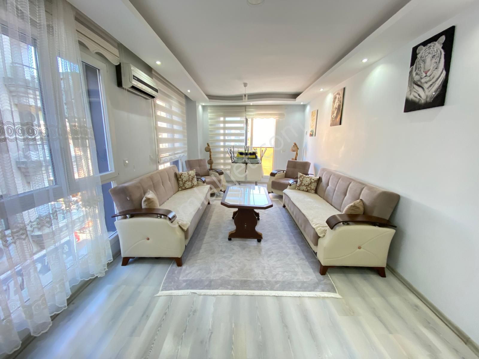 Buca Yenigün Mahallesi Anayolda 6 Yıllık 115 M2 3+1 Asansörlü - Görsel 3