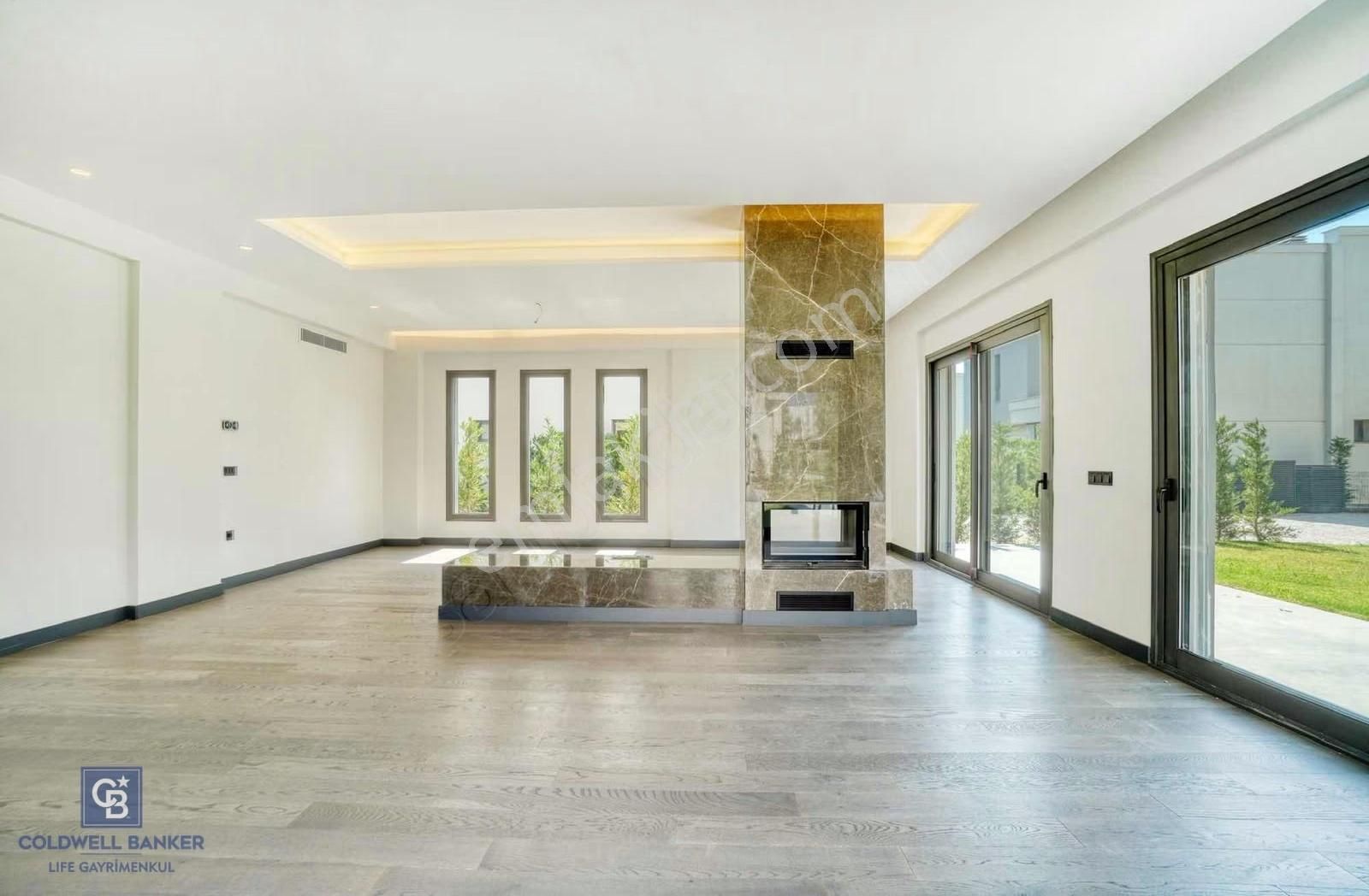 Sasalı Da 5+1 Müstakil Havuzlu Kiralık Villa - Görsel 11