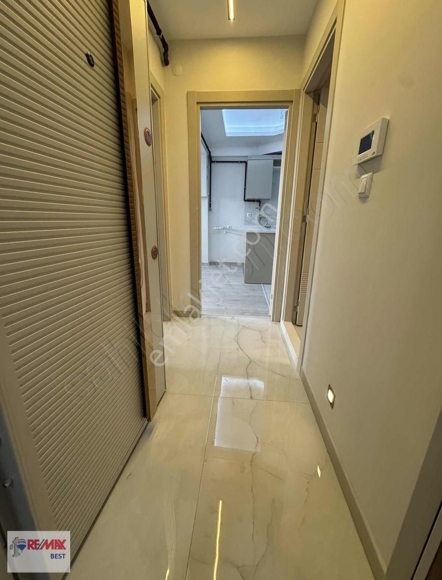 42 Hakan Büyükten Nergiz Çarşı Yakını1+1yatırım İçin İdeal Daire - Görsel 4