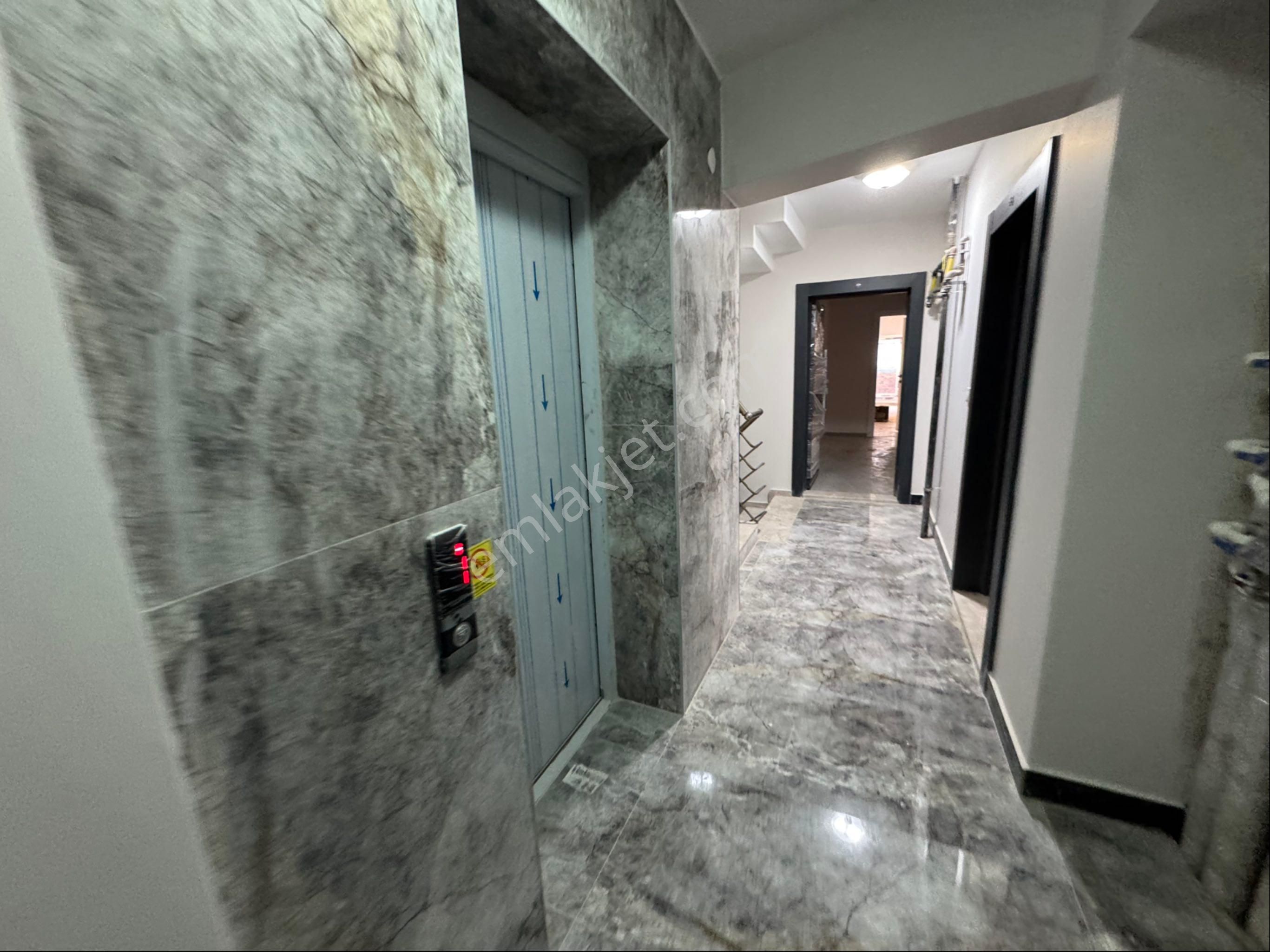 21 Remax Bestten Demirköprüde Satılık 2+1 Daire - Görsel 10