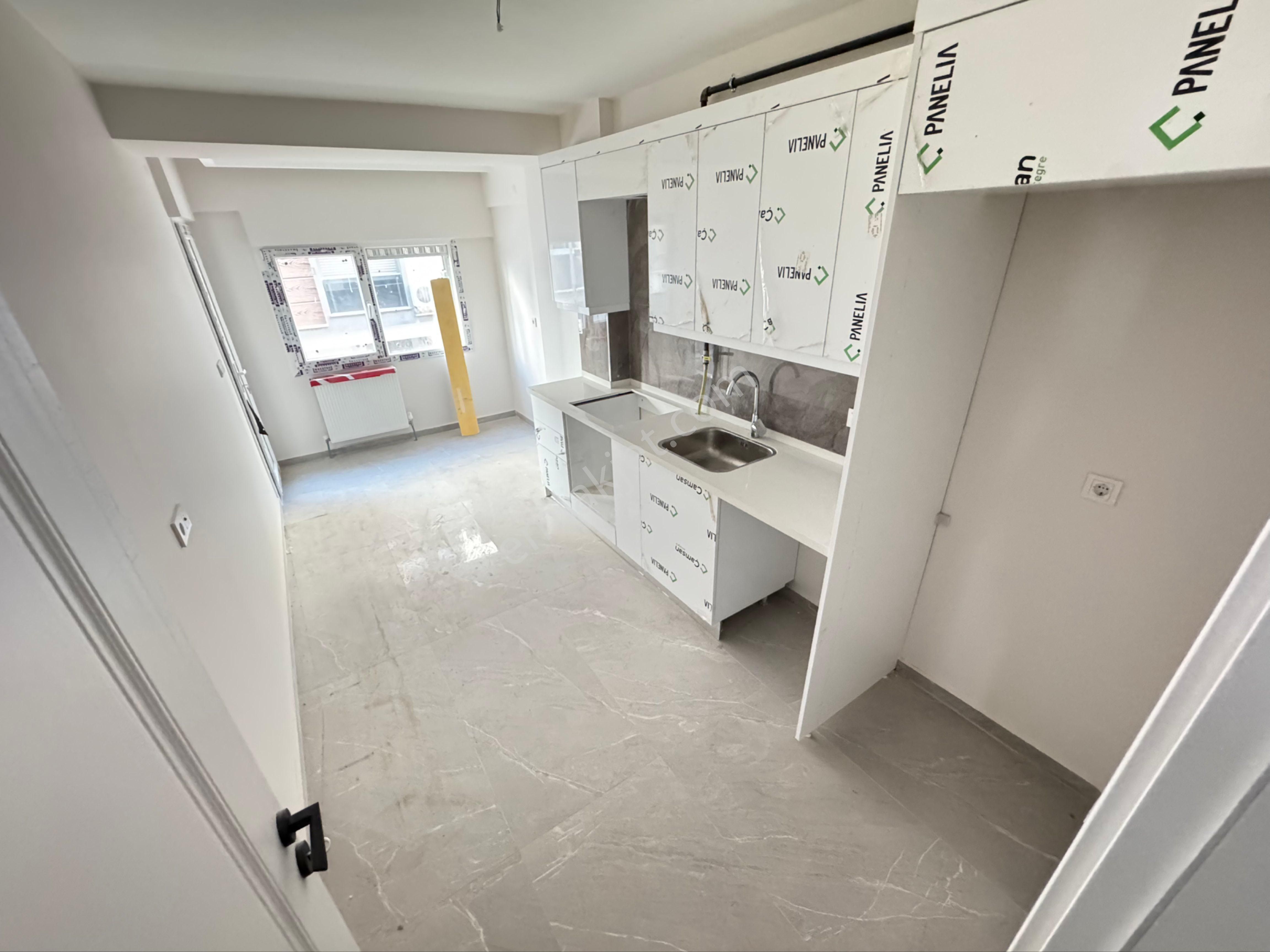 20 Remax Bestte Karşıyaka Demirköprü Köşe 3+1 Arakat Daire - Görsel 7