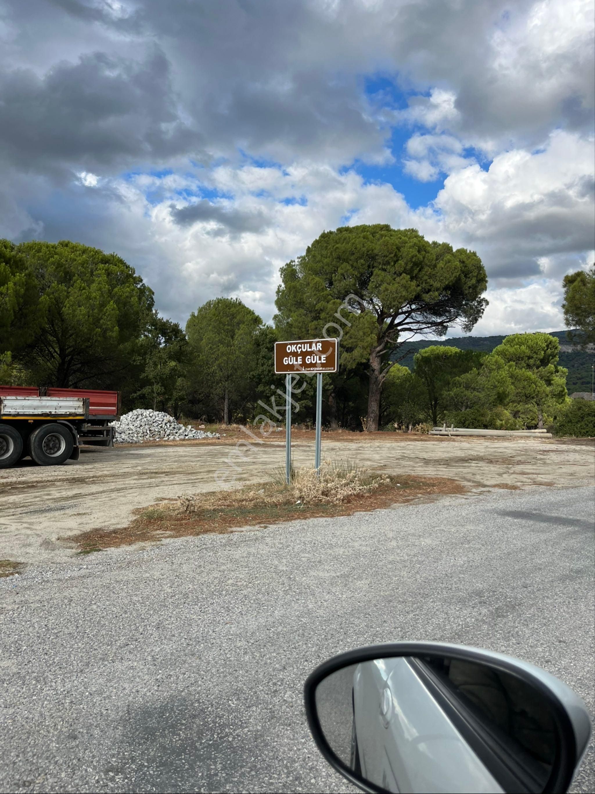 Kozak Çelebi Emlak Tan 250 M2 Resmi İmarlı Manzaralı Arsa 470 M²