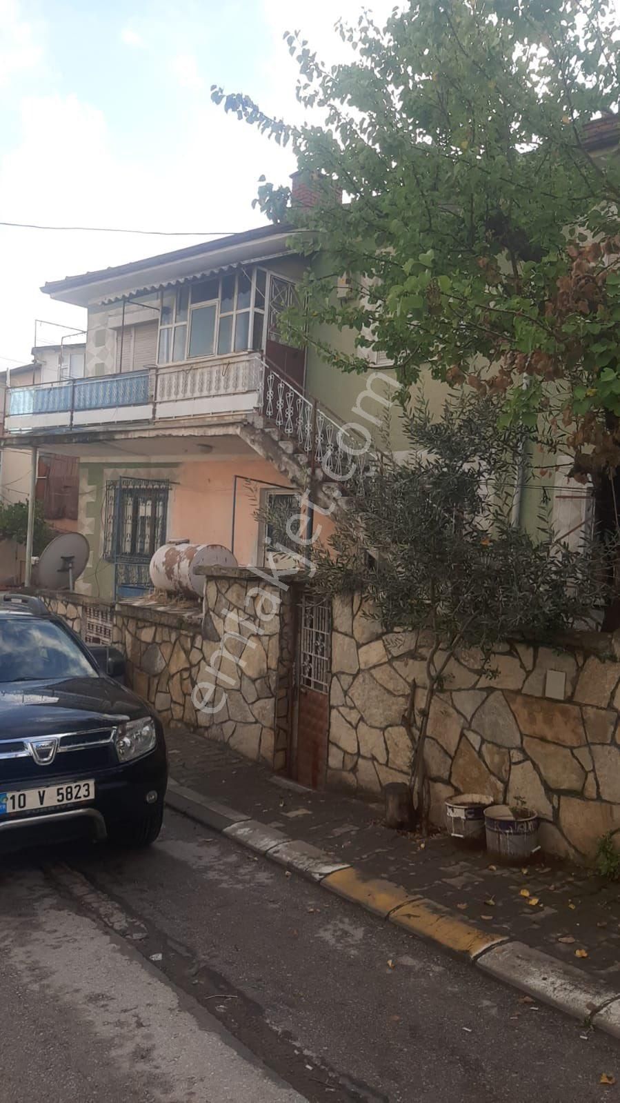 Gül Emlaktan Satılık Müstakil - Görsel 3