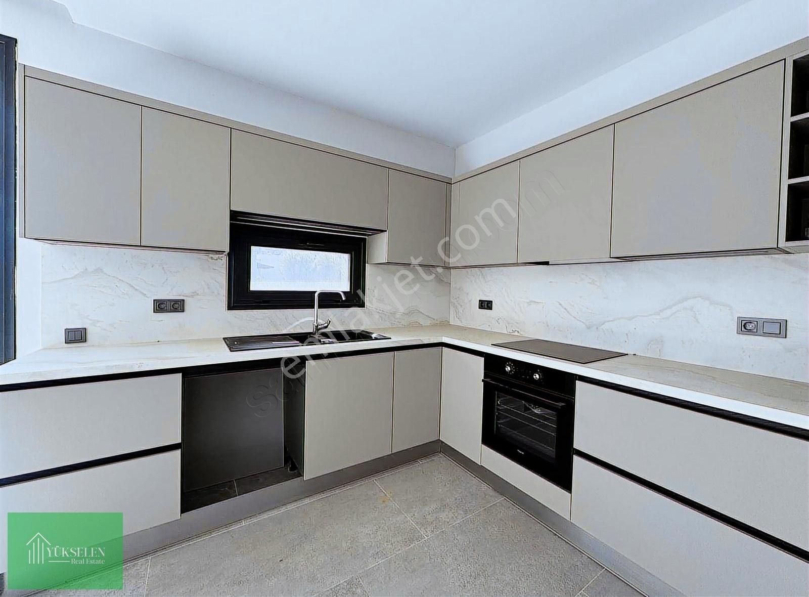 Denize Yürüme Mesafesi 4+1 Villa - Görsel 16