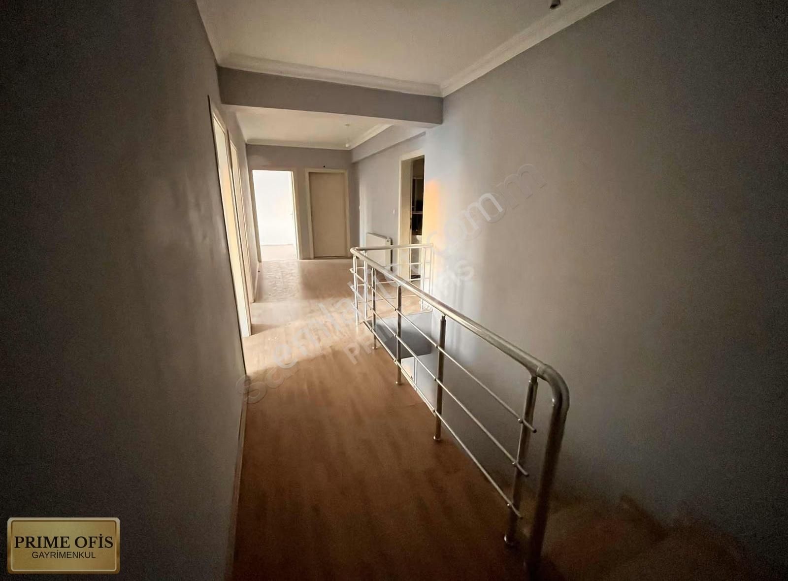 Şehitler Caddesi Üzeri 4+1 Asansörlü Dubleks - Görsel 40